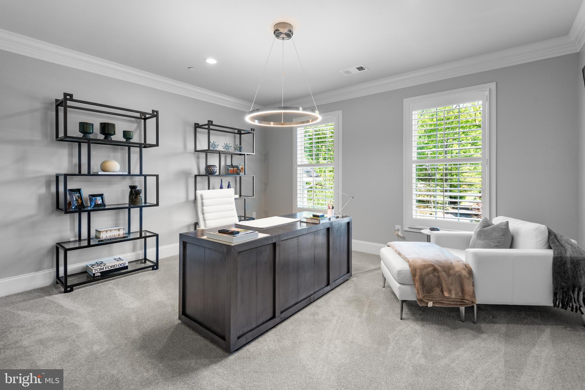 POTOMAC OUTSIDE - Residential