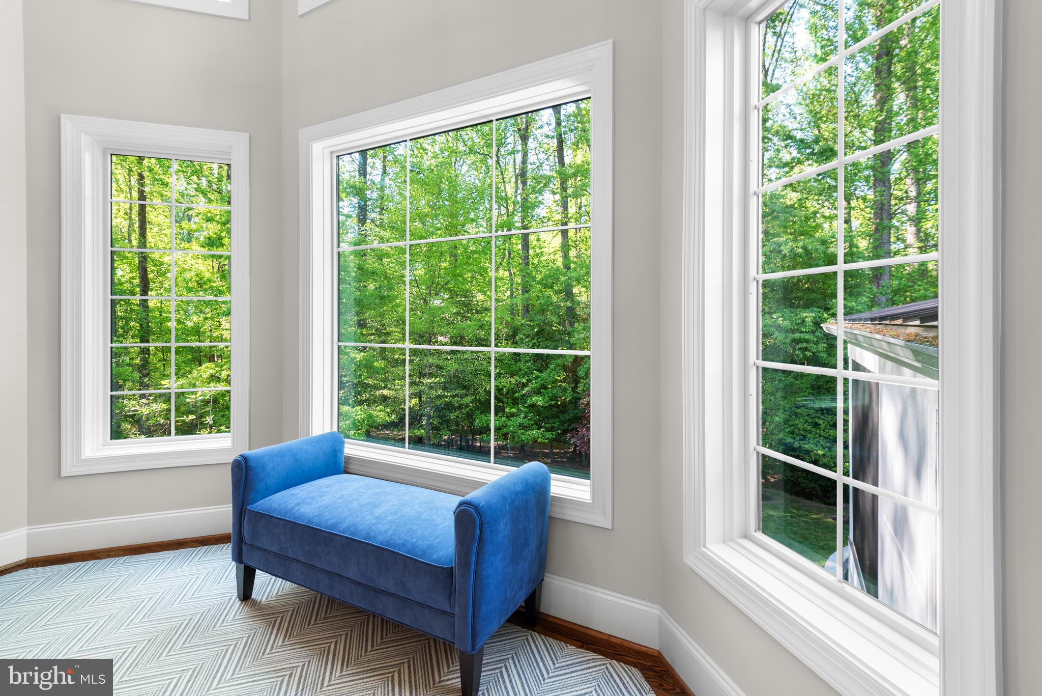 POTOMAC OUTSIDE - Residential