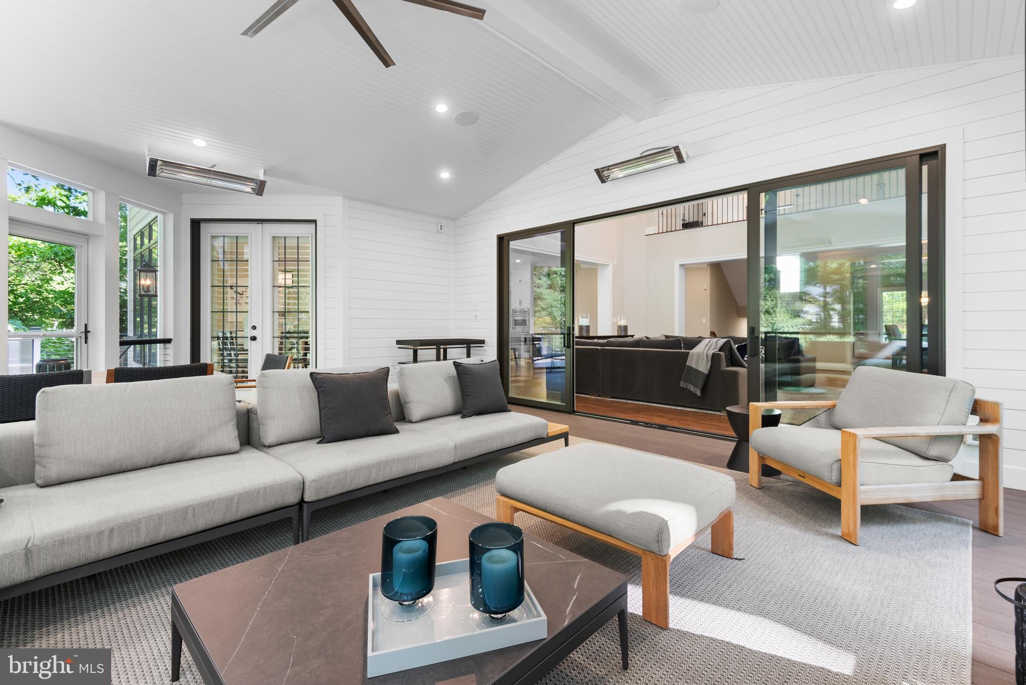 POTOMAC OUTSIDE - Residential