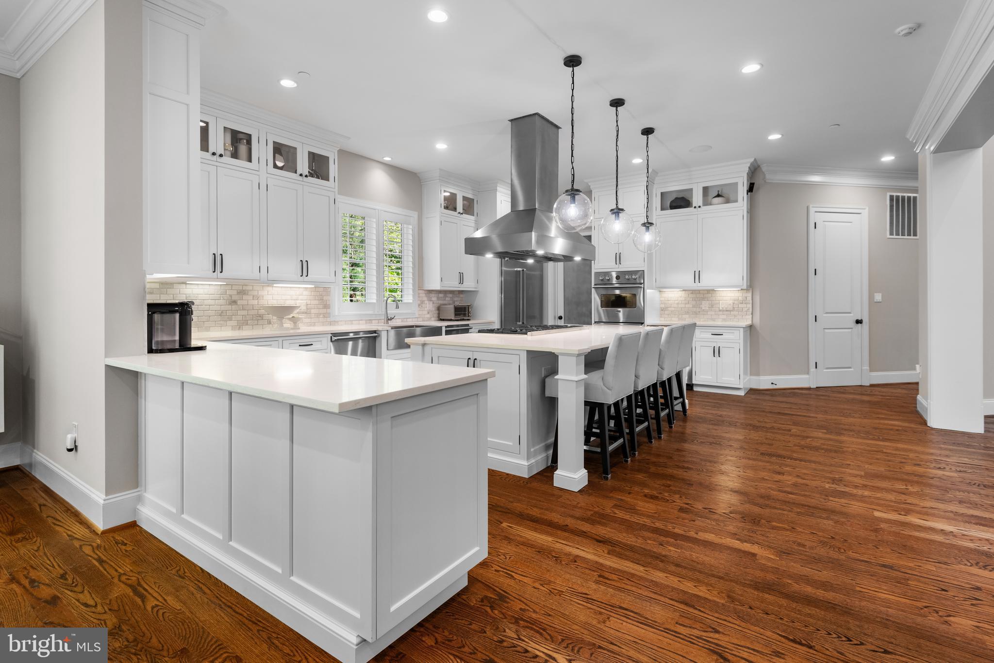 POTOMAC OUTSIDE - Residential