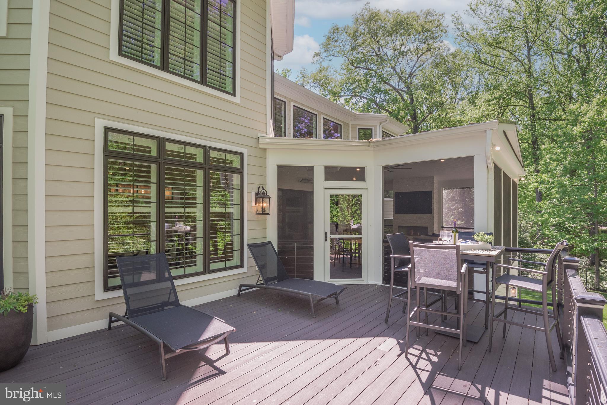 POTOMAC OUTSIDE - Residential