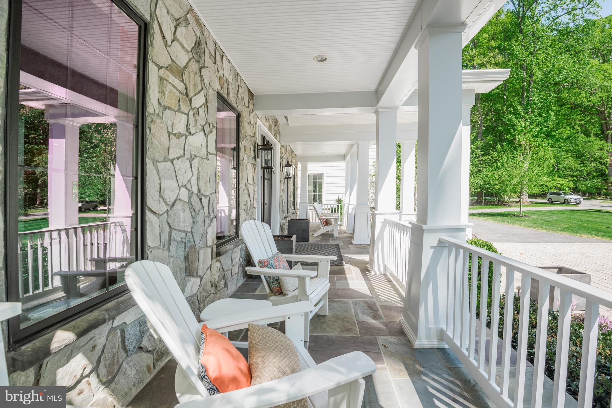 POTOMAC OUTSIDE - Residential