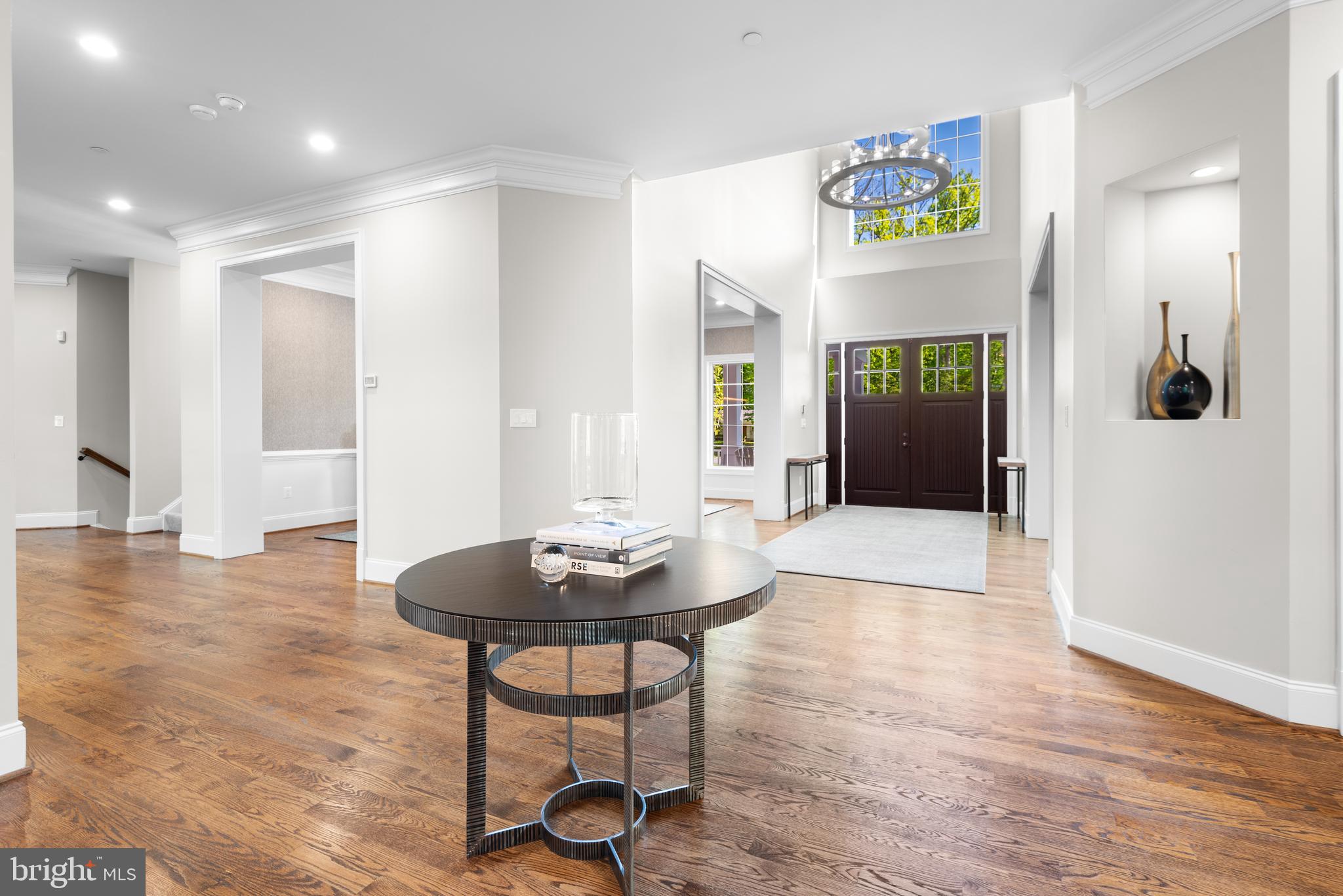 POTOMAC OUTSIDE - Residential