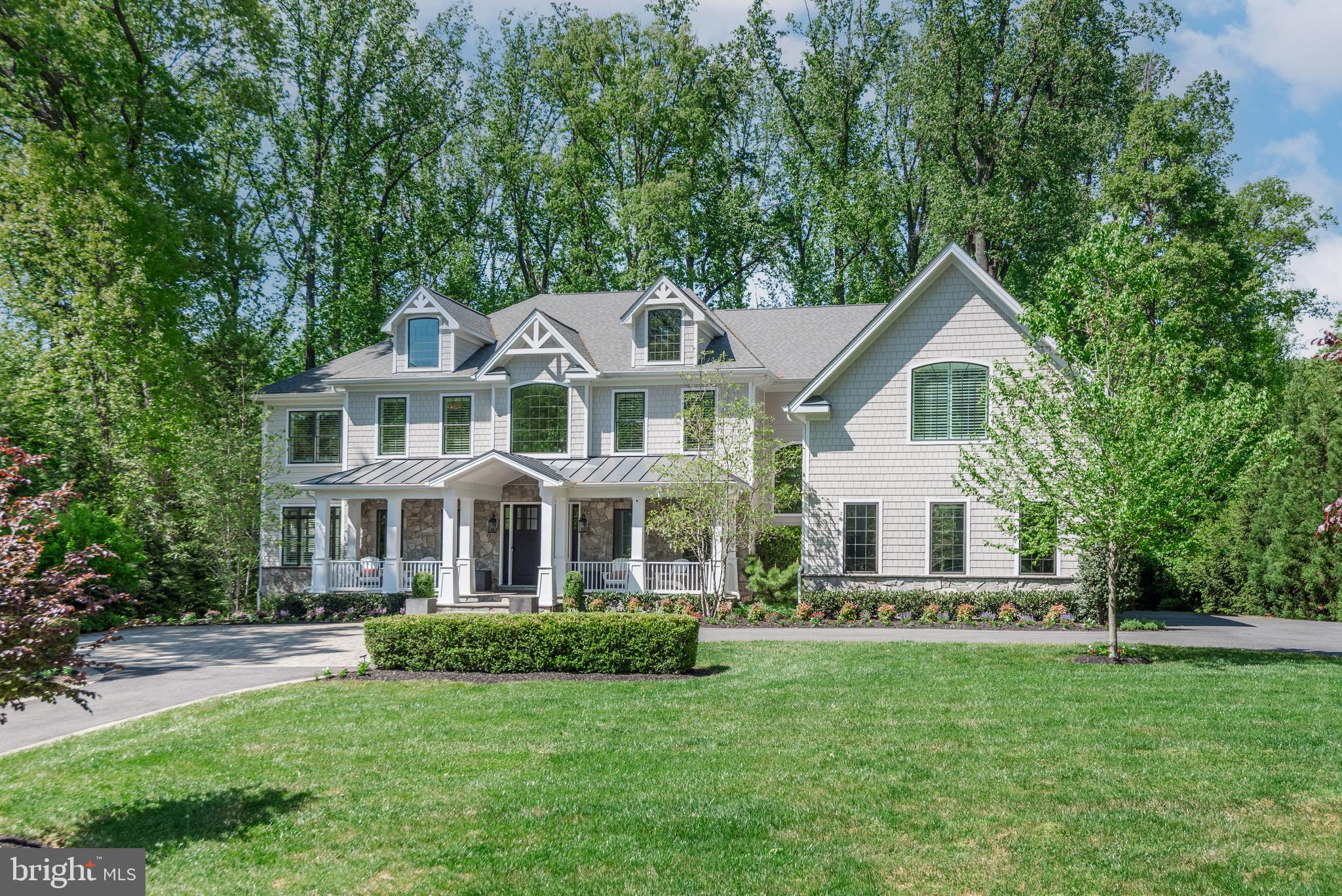 9923 LOGAN DRIVE