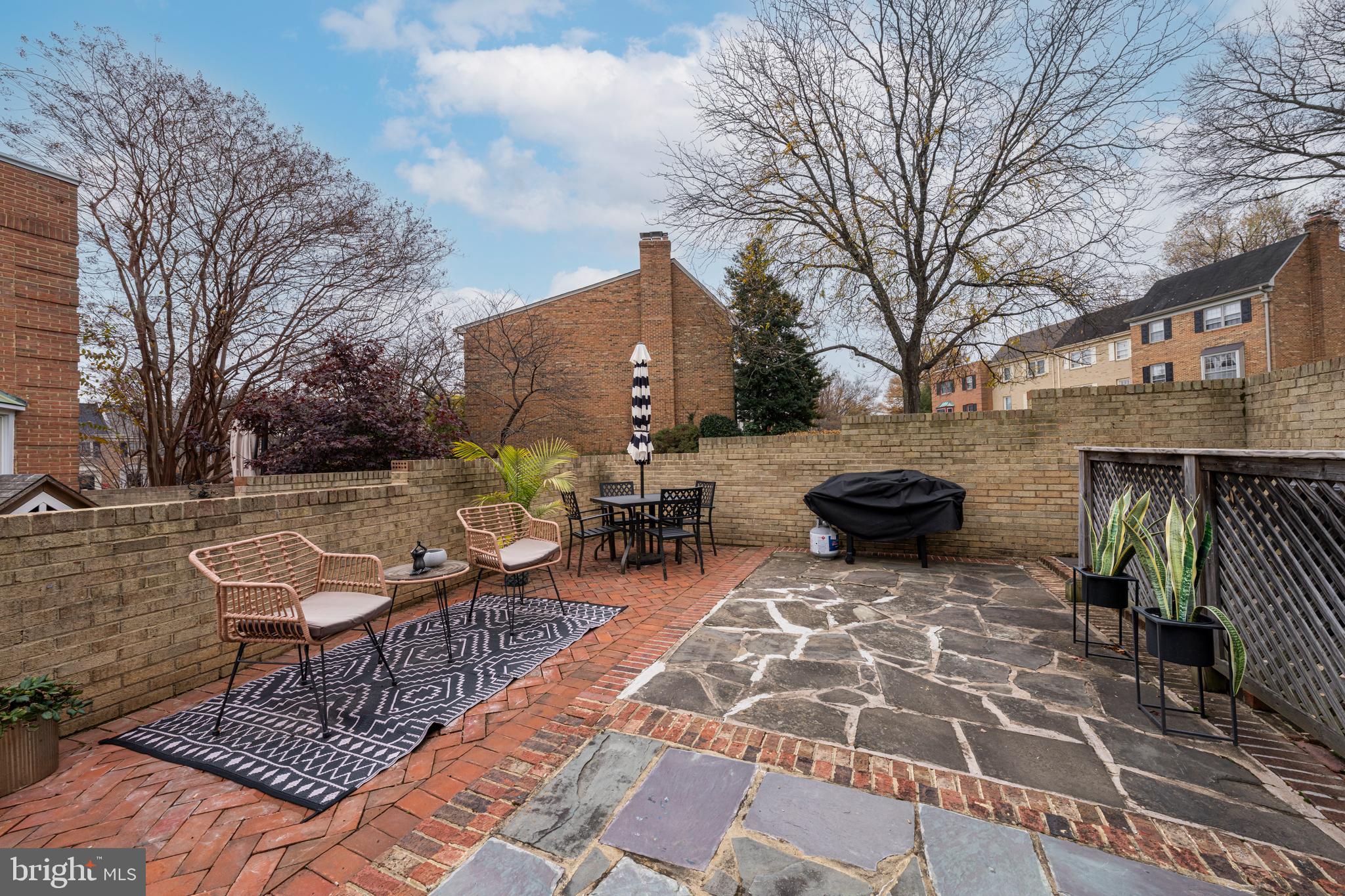 HALLCREST HEIGHTS - Residential