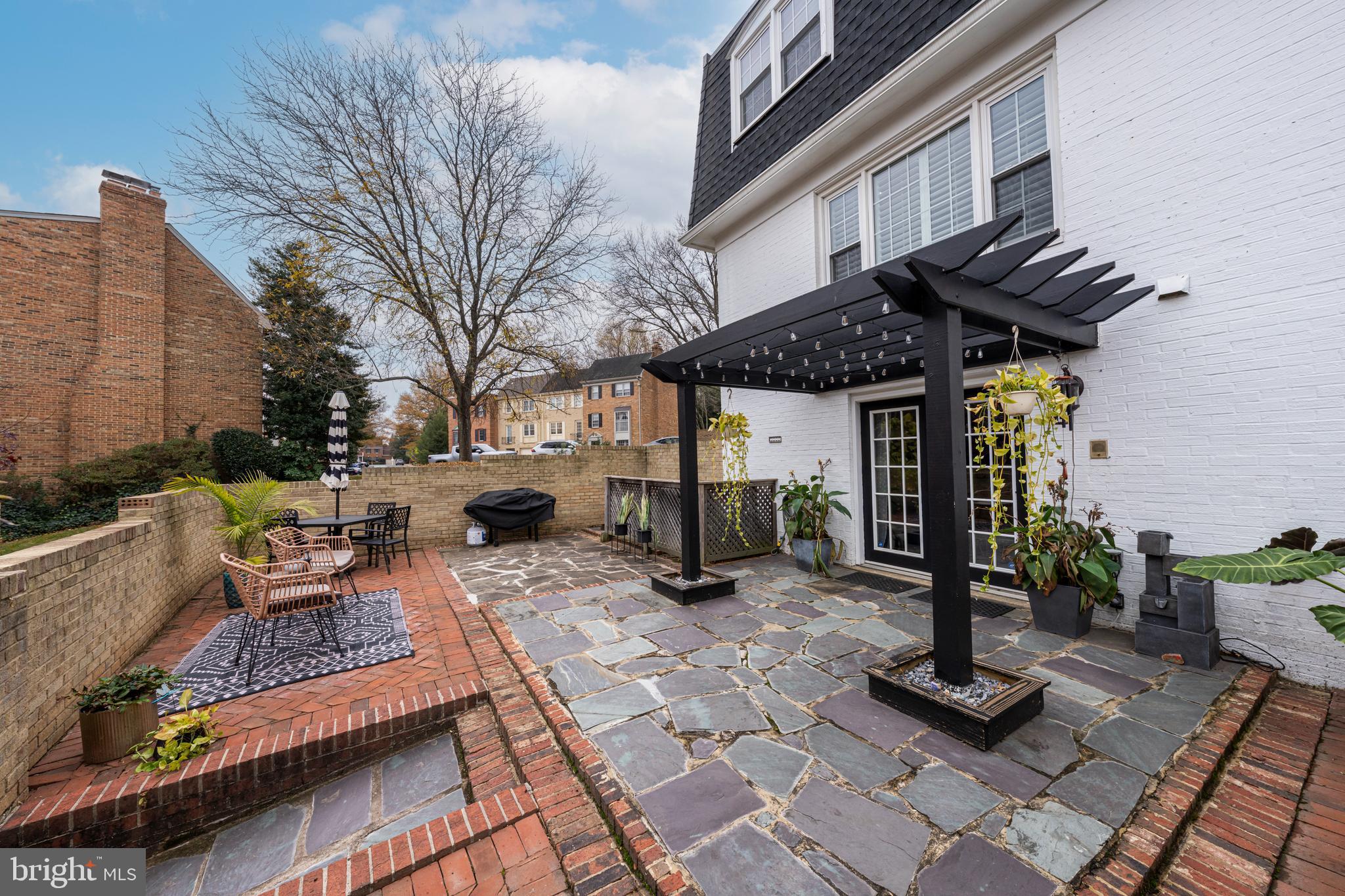 HALLCREST HEIGHTS - Residential