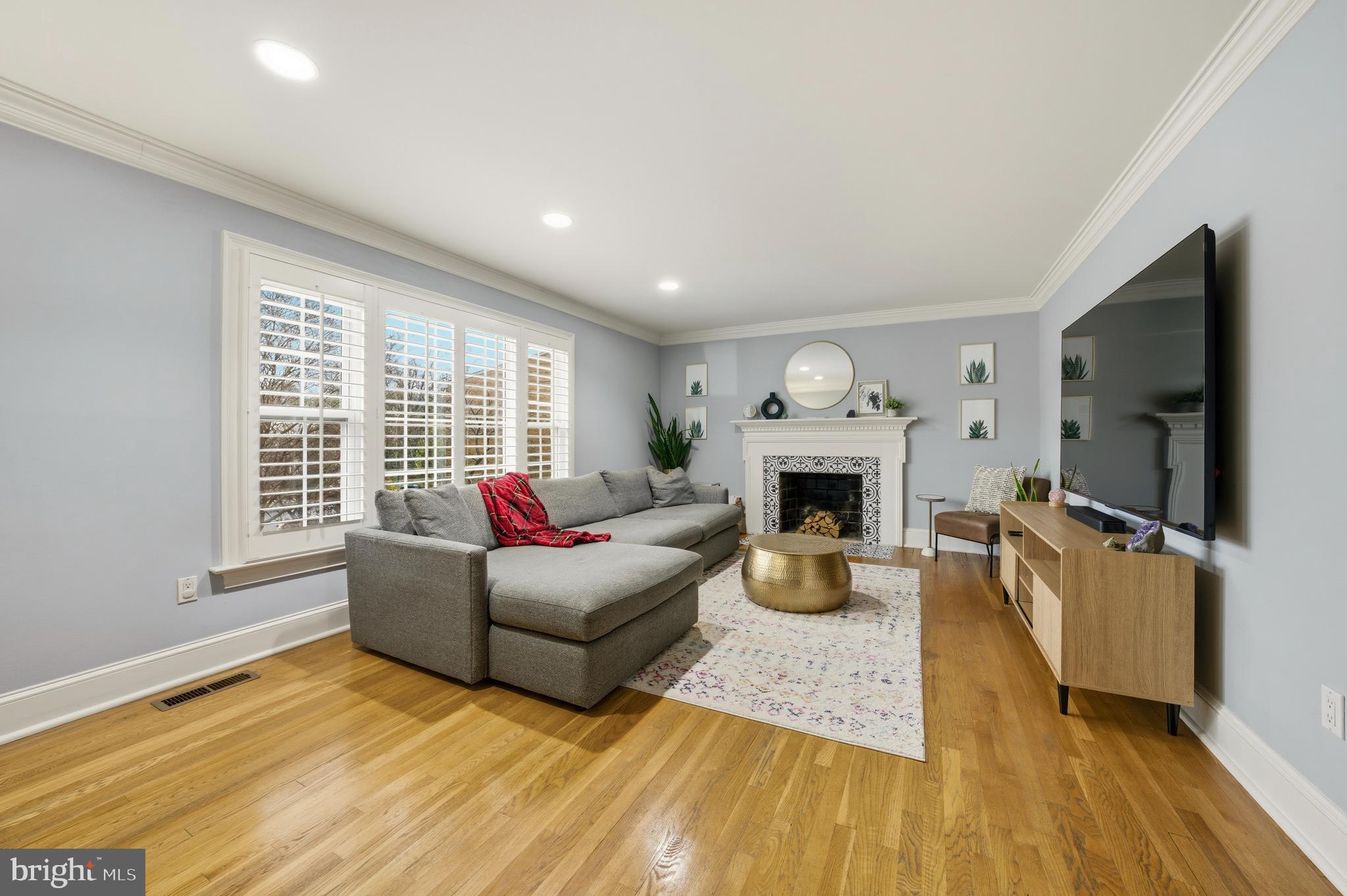 HALLCREST HEIGHTS - Residential