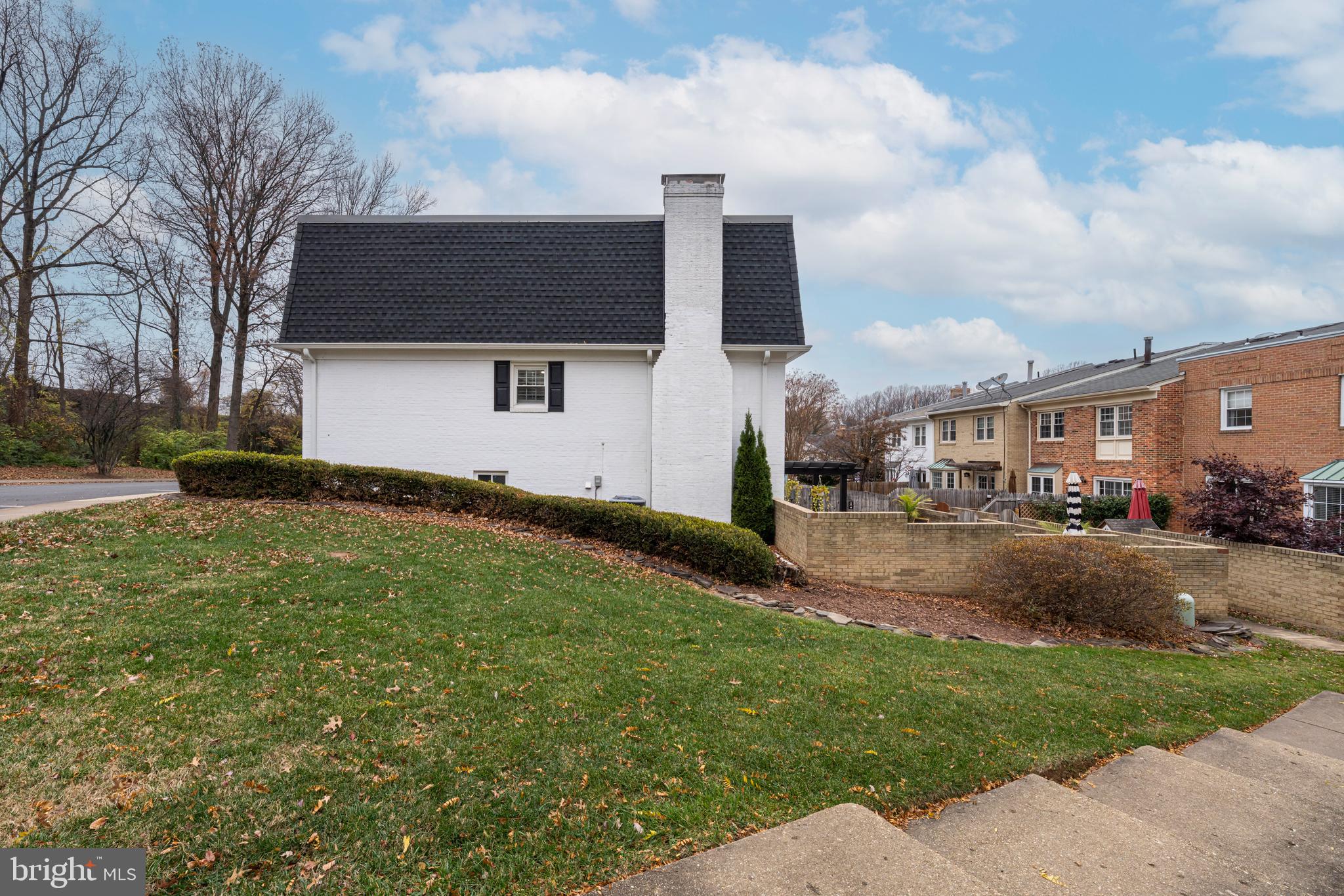 HALLCREST HEIGHTS - Residential