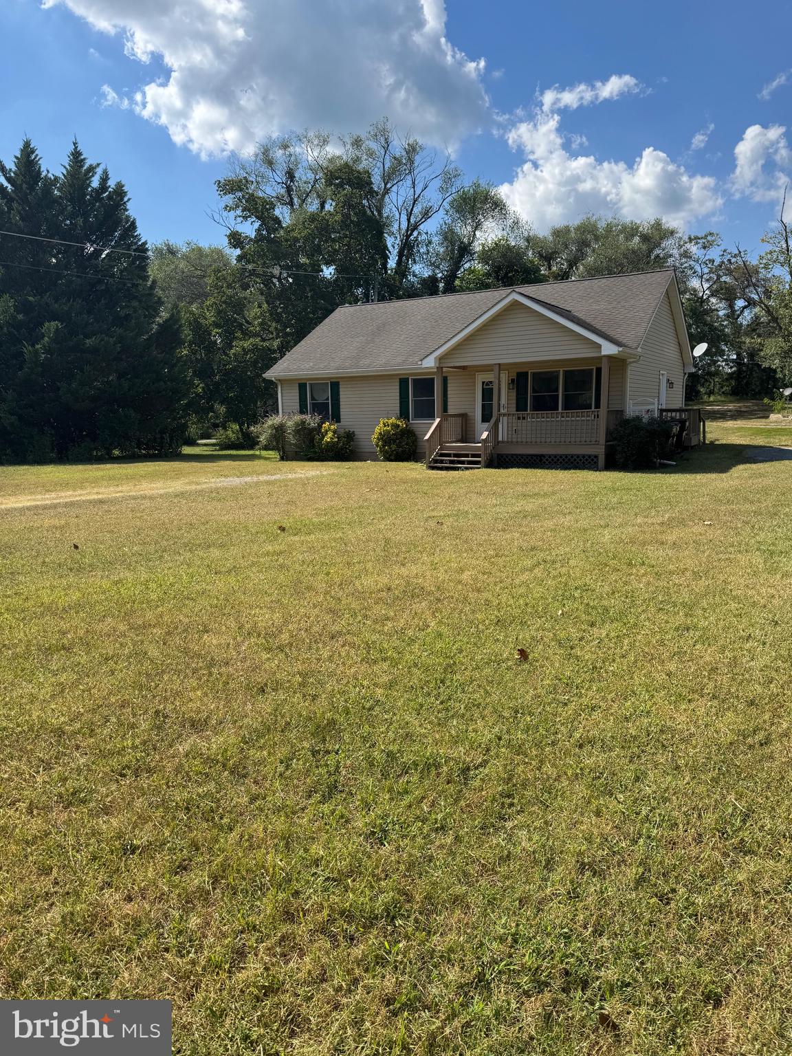Enjoy the convenience of the short distance to jump onto 313 , yet a quiet location away tucked in the country side. House built in 2007 this well maintained home is waiting for the next owner.
Open floor plan, the kitchen has ample room to be an eat in kitchen. Enter the home and you walk into the living room off the front porch. All living on one level makes this an easy home to navigate.
Lovely back deck also provides additional out door living. All sits on just under a half acre. With a brand new HVAC system and new carpets, turn key bring the furniture only thing missing.
All types of financing friendly!