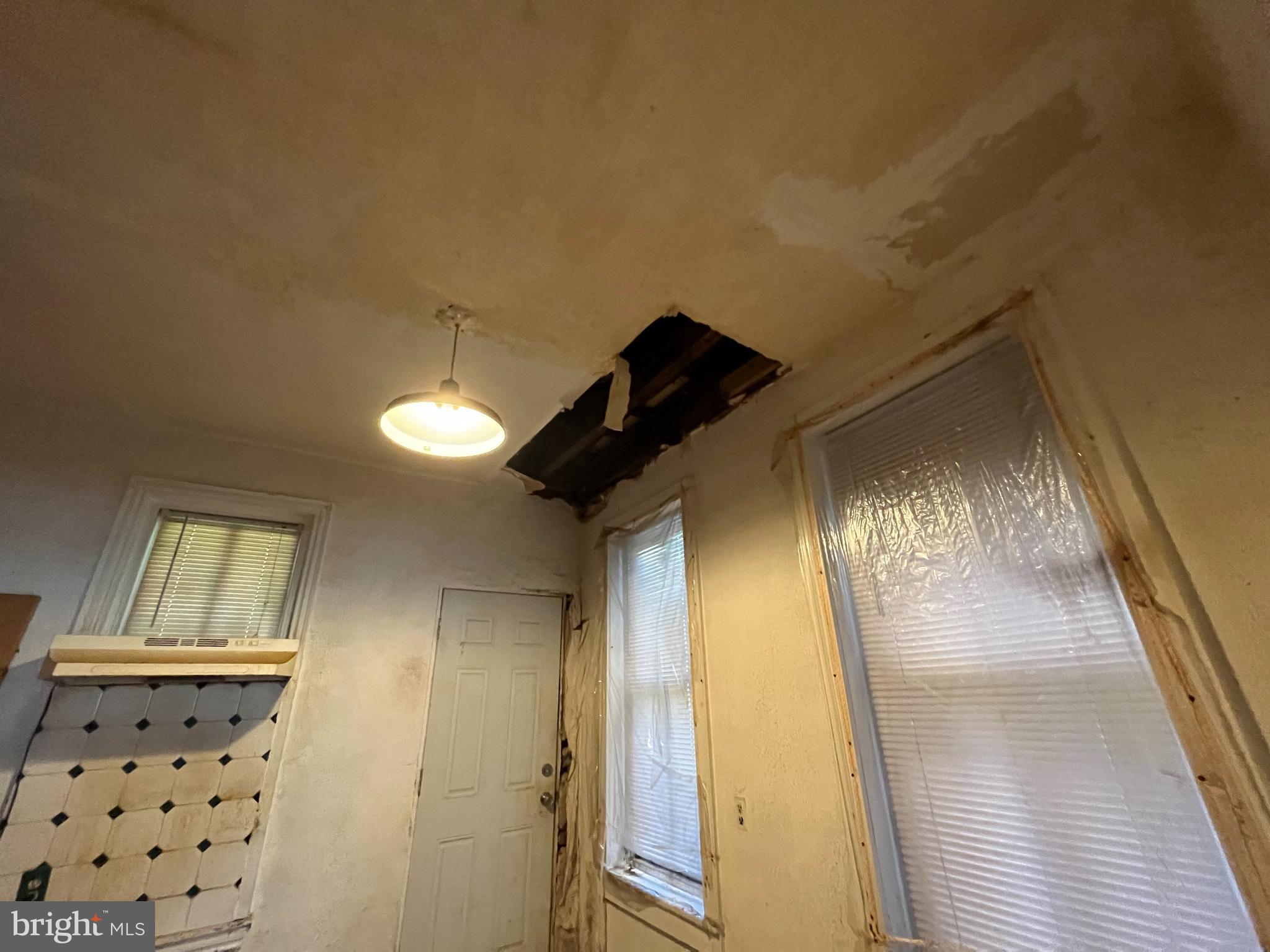 STRAWBERRY MANSION - Residential