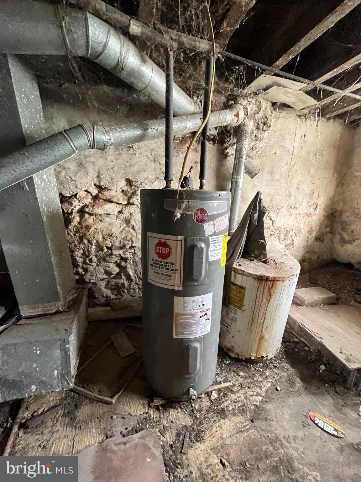 STRAWBERRY MANSION - Residential