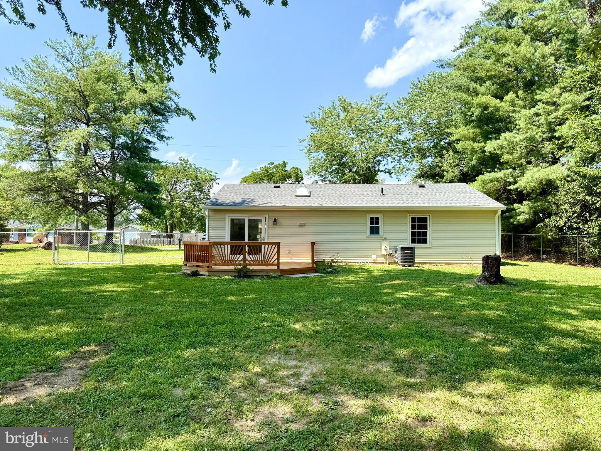 LEELAND HEIGHTS - Residential Lease