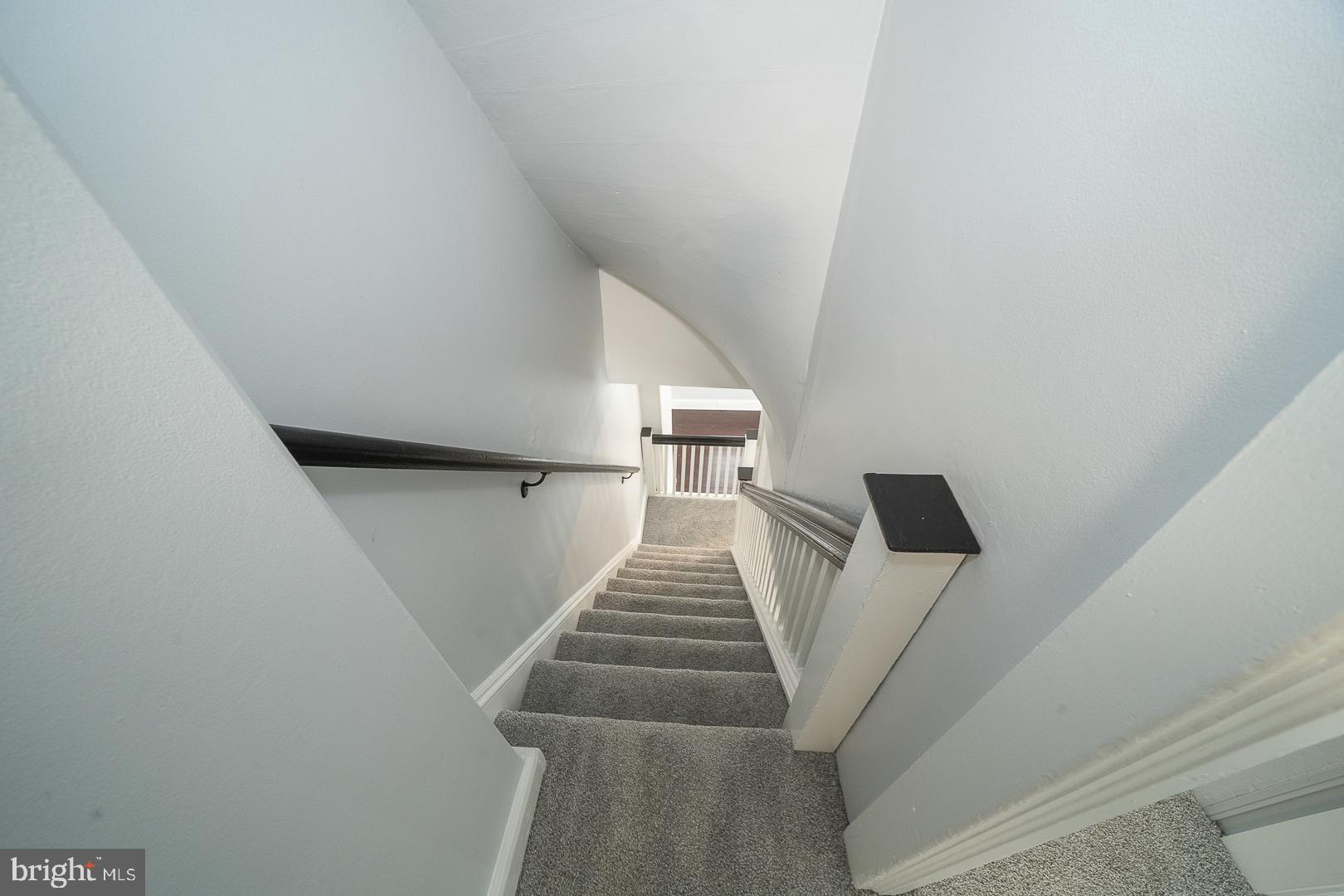 GARRETT HILL - Residential Lease