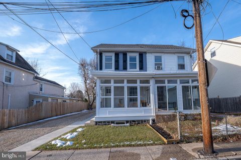124 GARRETT AVENUE BRYN MAWR PA 19010