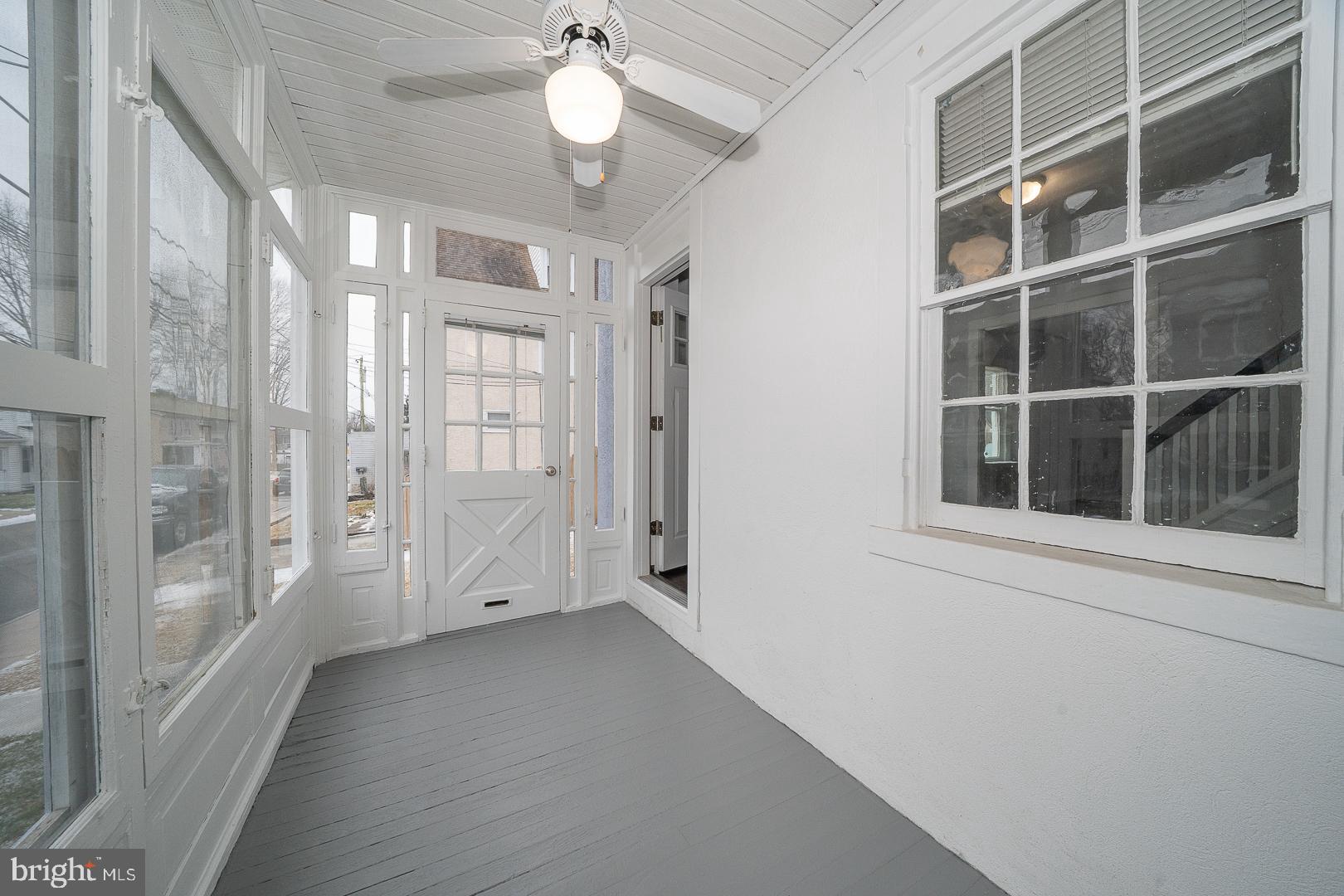 GARRETT HILL - Residential Lease