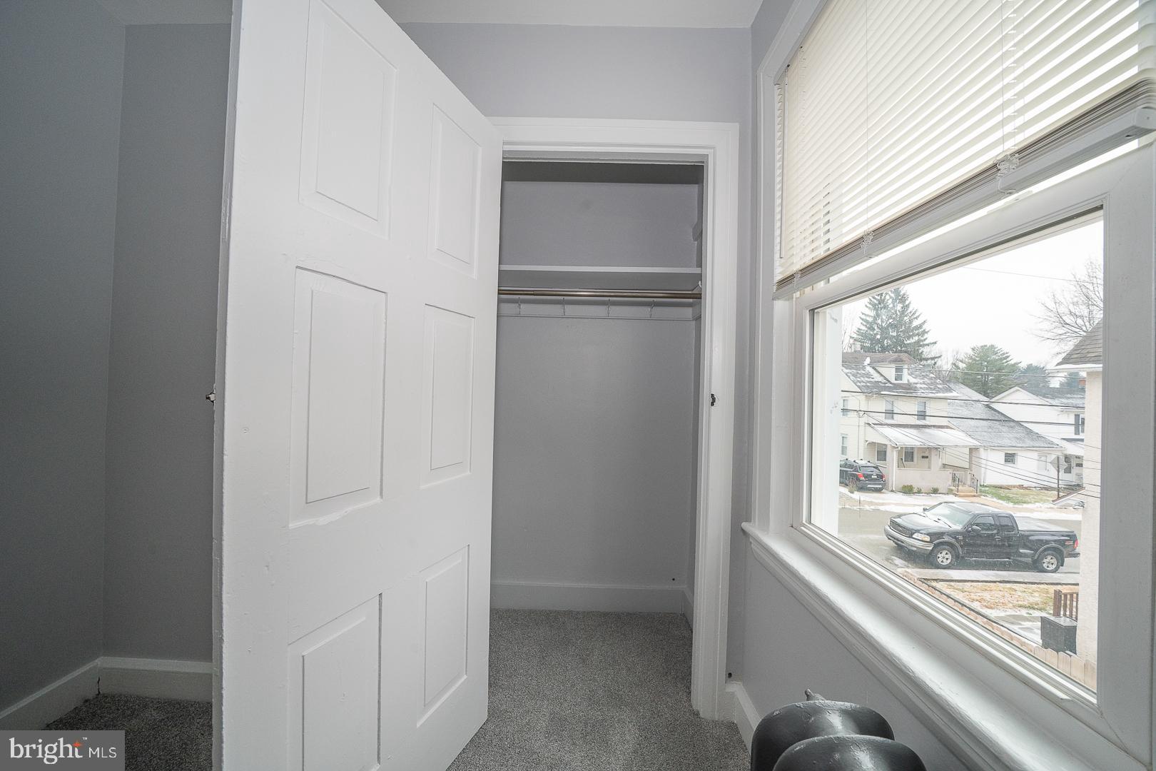 GARRETT HILL - Residential Lease