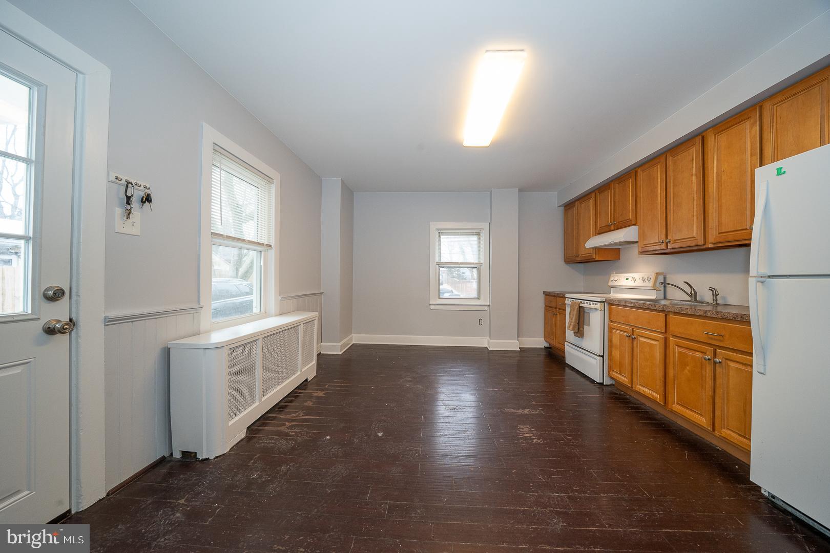 GARRETT HILL - Residential Lease