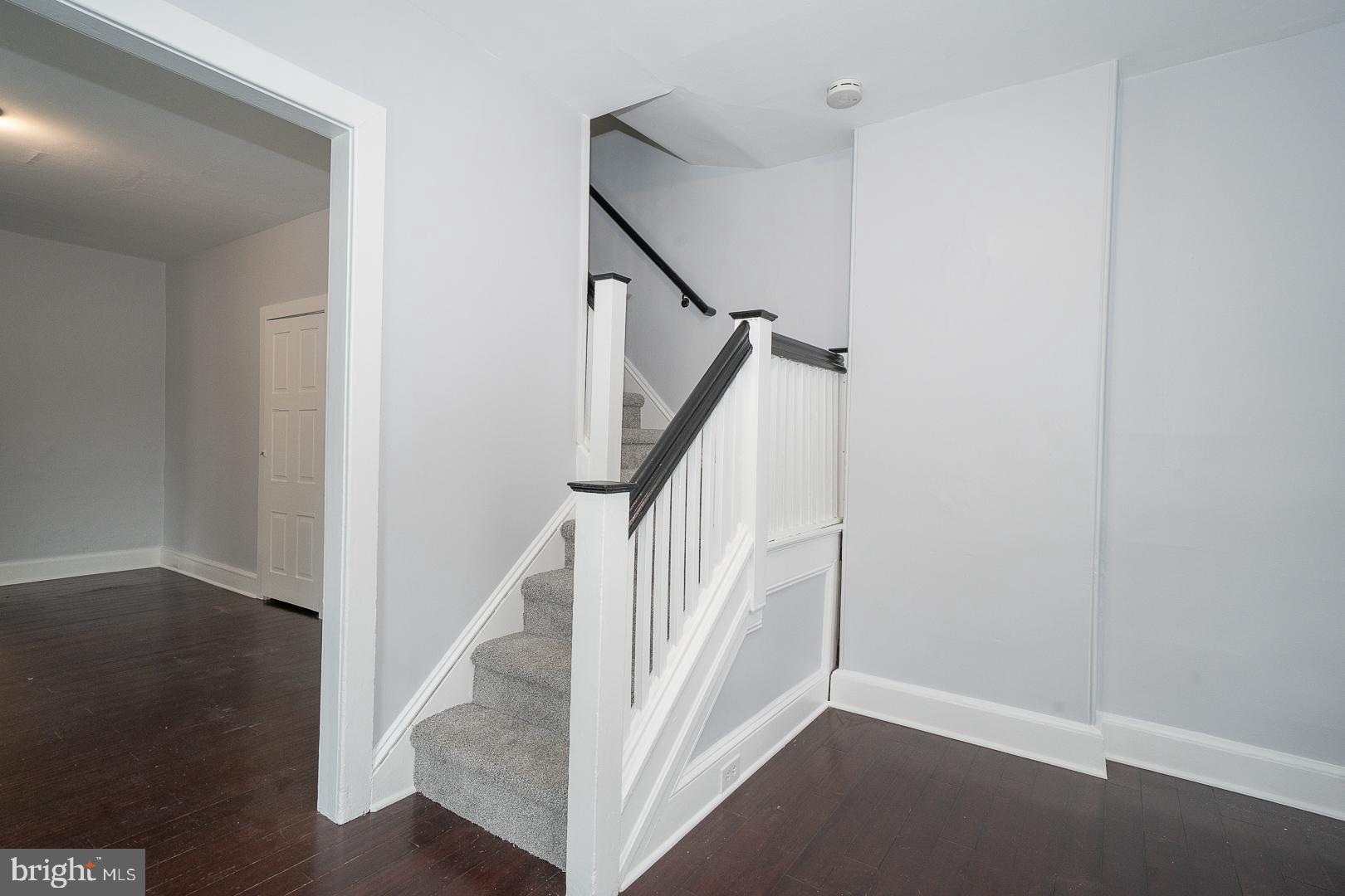 GARRETT HILL - Residential Lease