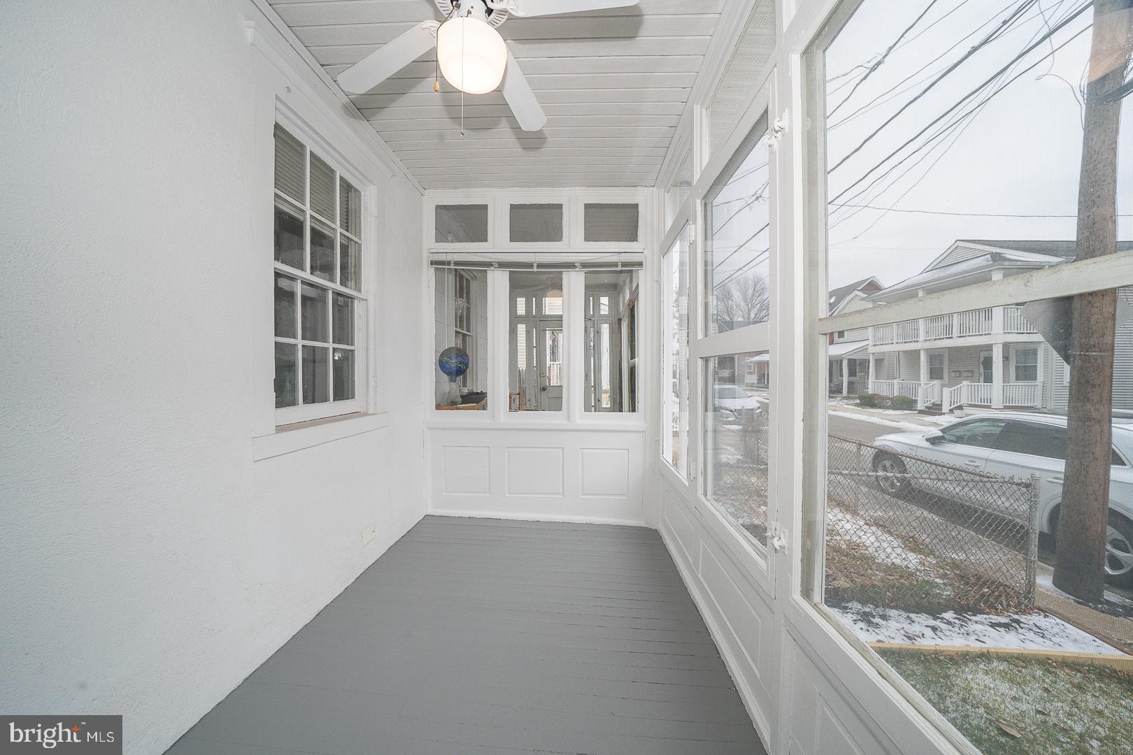 GARRETT HILL - Residential Lease