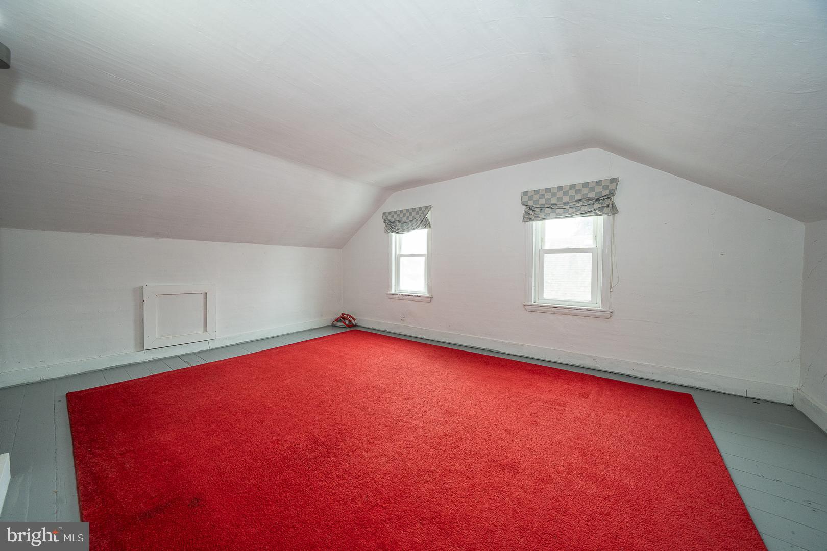 GARRETT HILL - Residential Lease