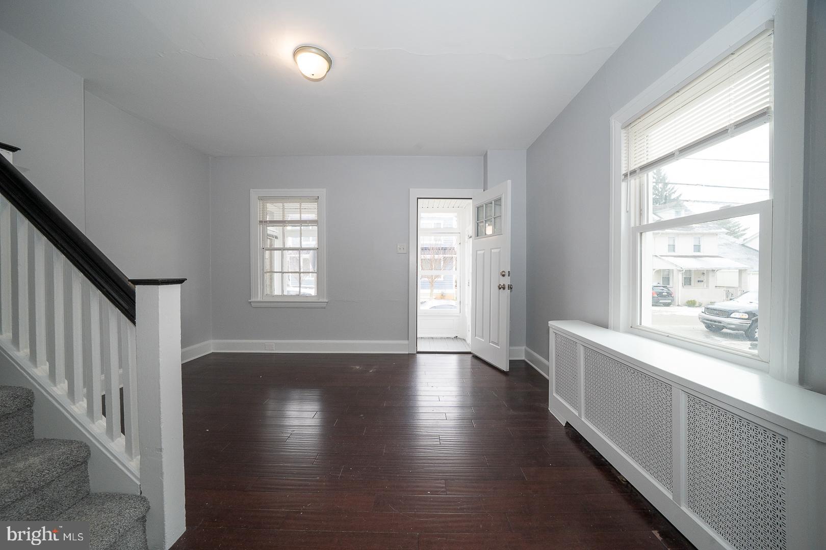 GARRETT HILL - Residential Lease