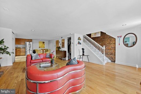 826 S 2ND STREET 3 PHILADELPHIA PA 19147