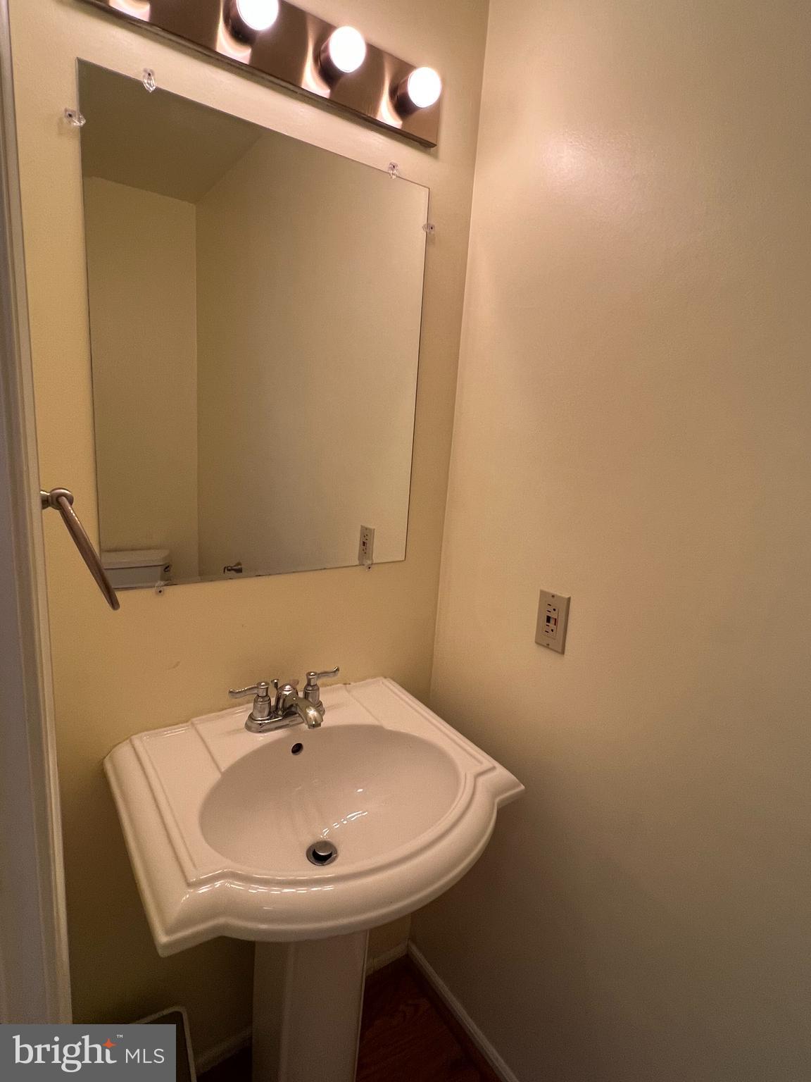 CHALFONT - Residential Lease