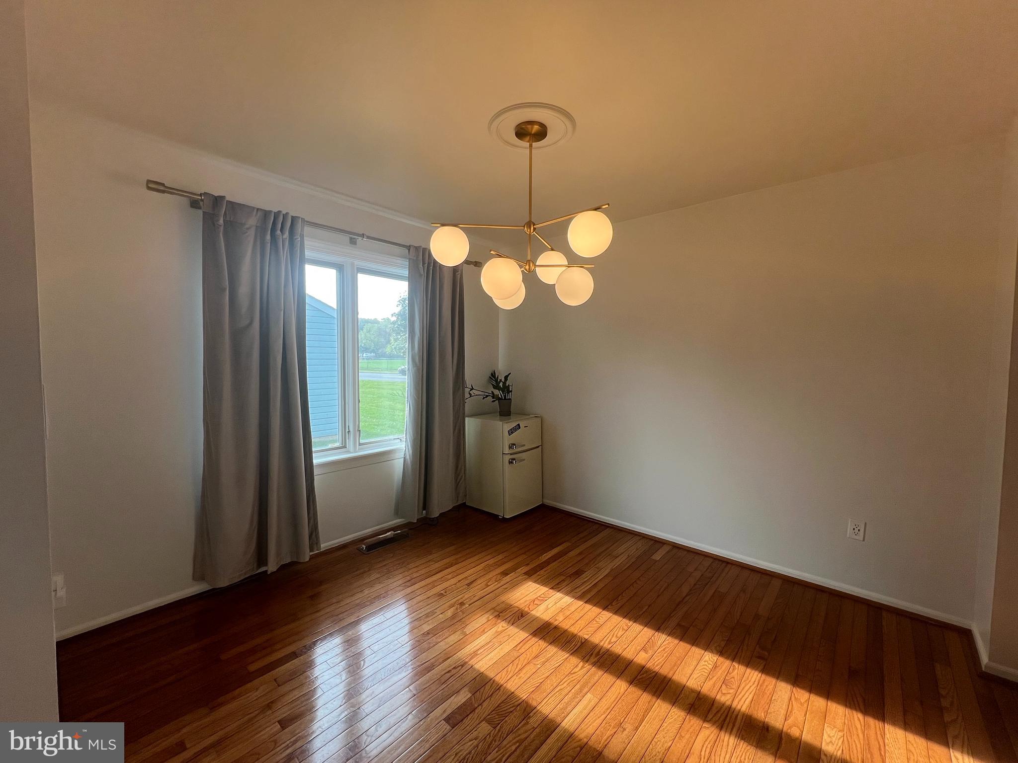 CHALFONT - Residential Lease