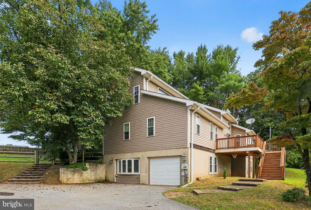 Photo of 30 White Oak Road, LANDENBERG, PA 19350 (MLS # PACT2109444)