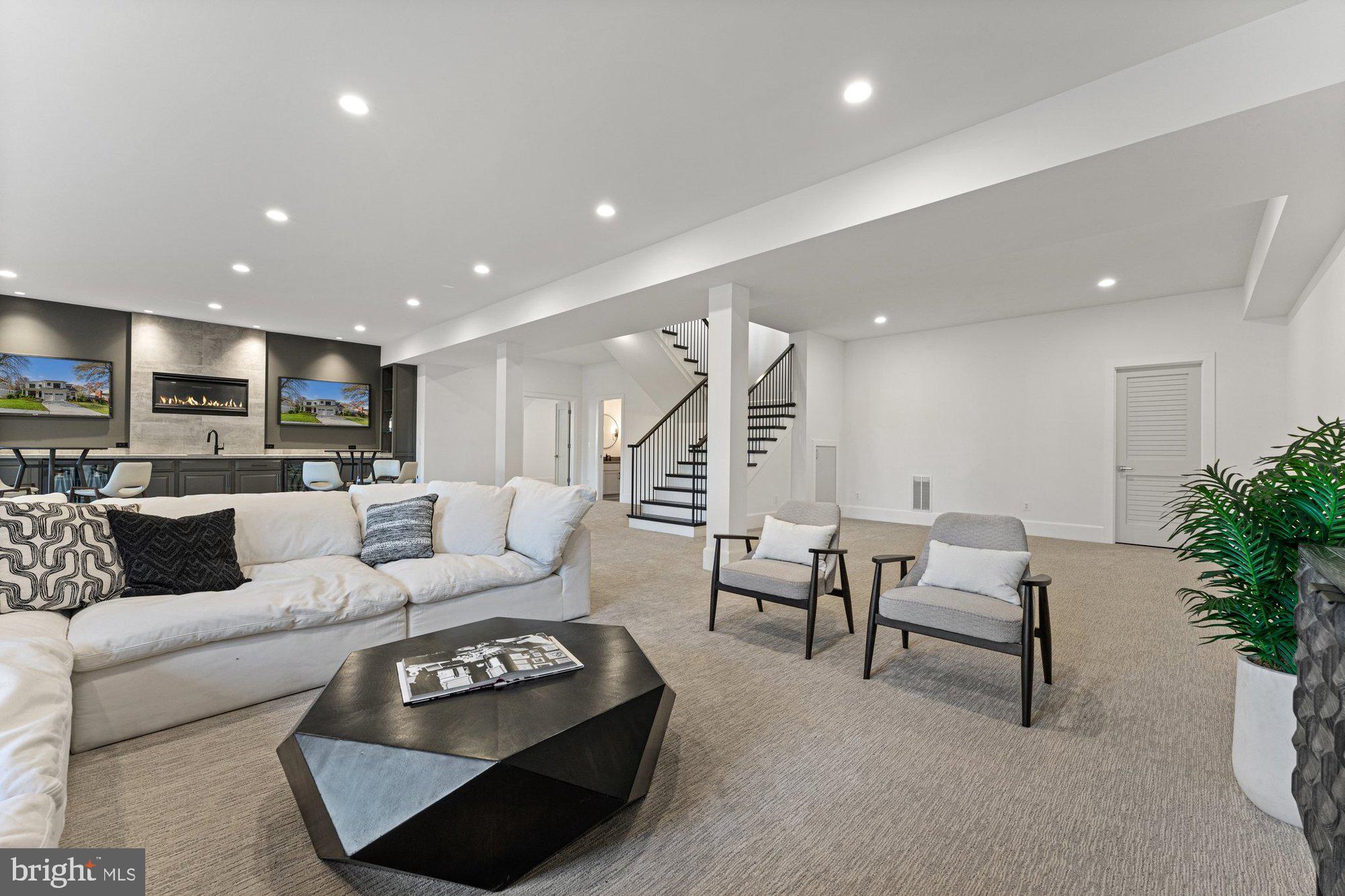 AYR HILL HEIGHTS - Residential