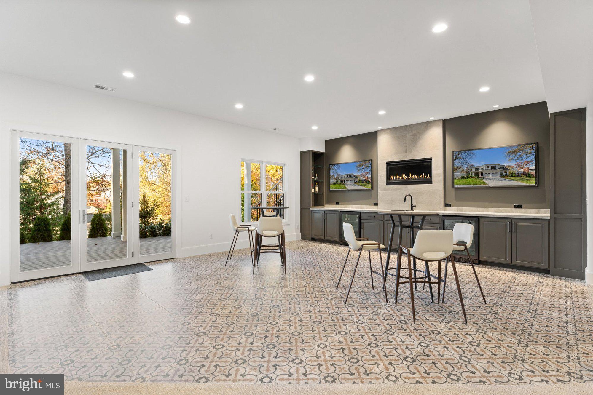 AYR HILL HEIGHTS - Residential