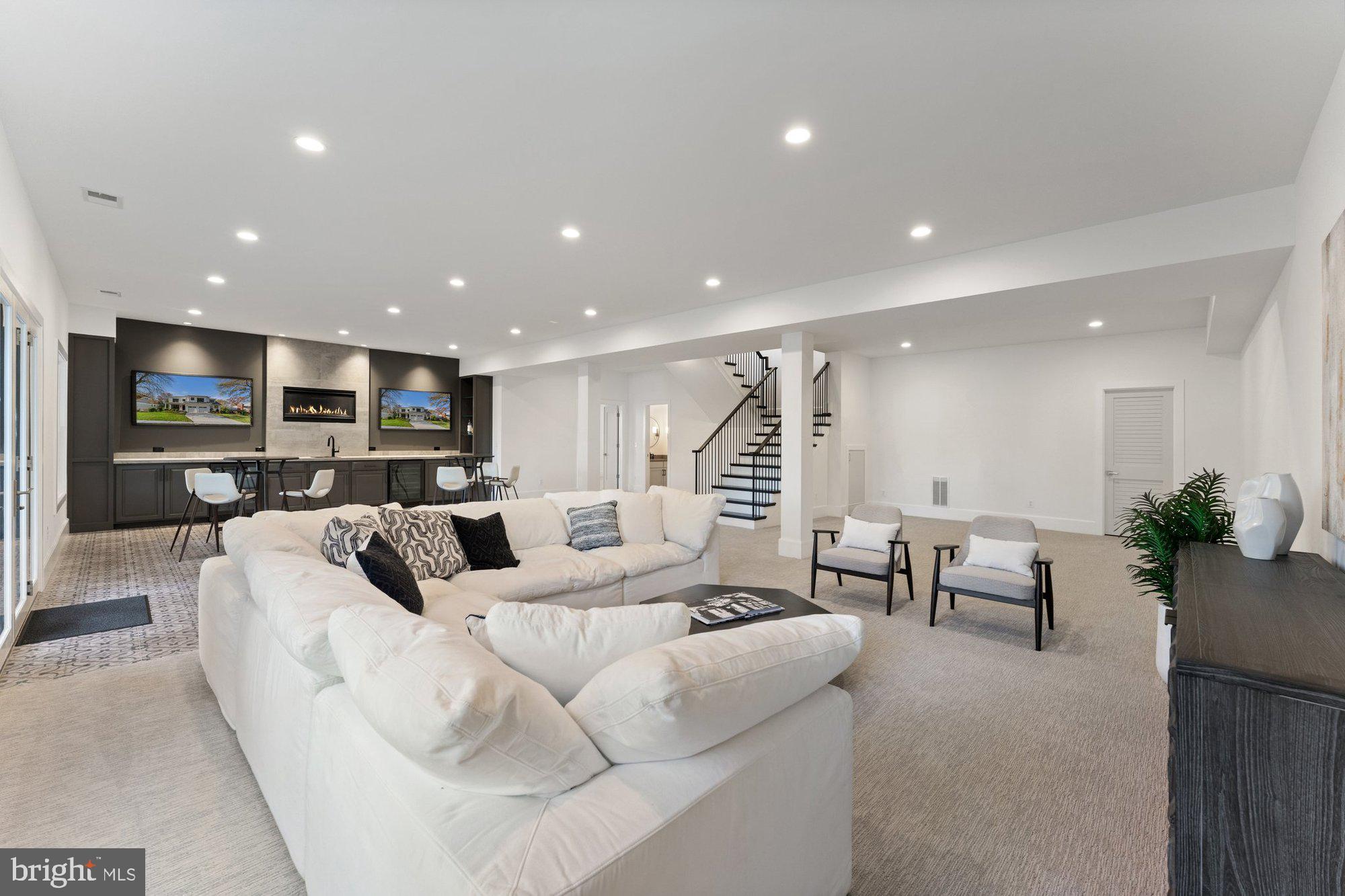 AYR HILL HEIGHTS - Residential