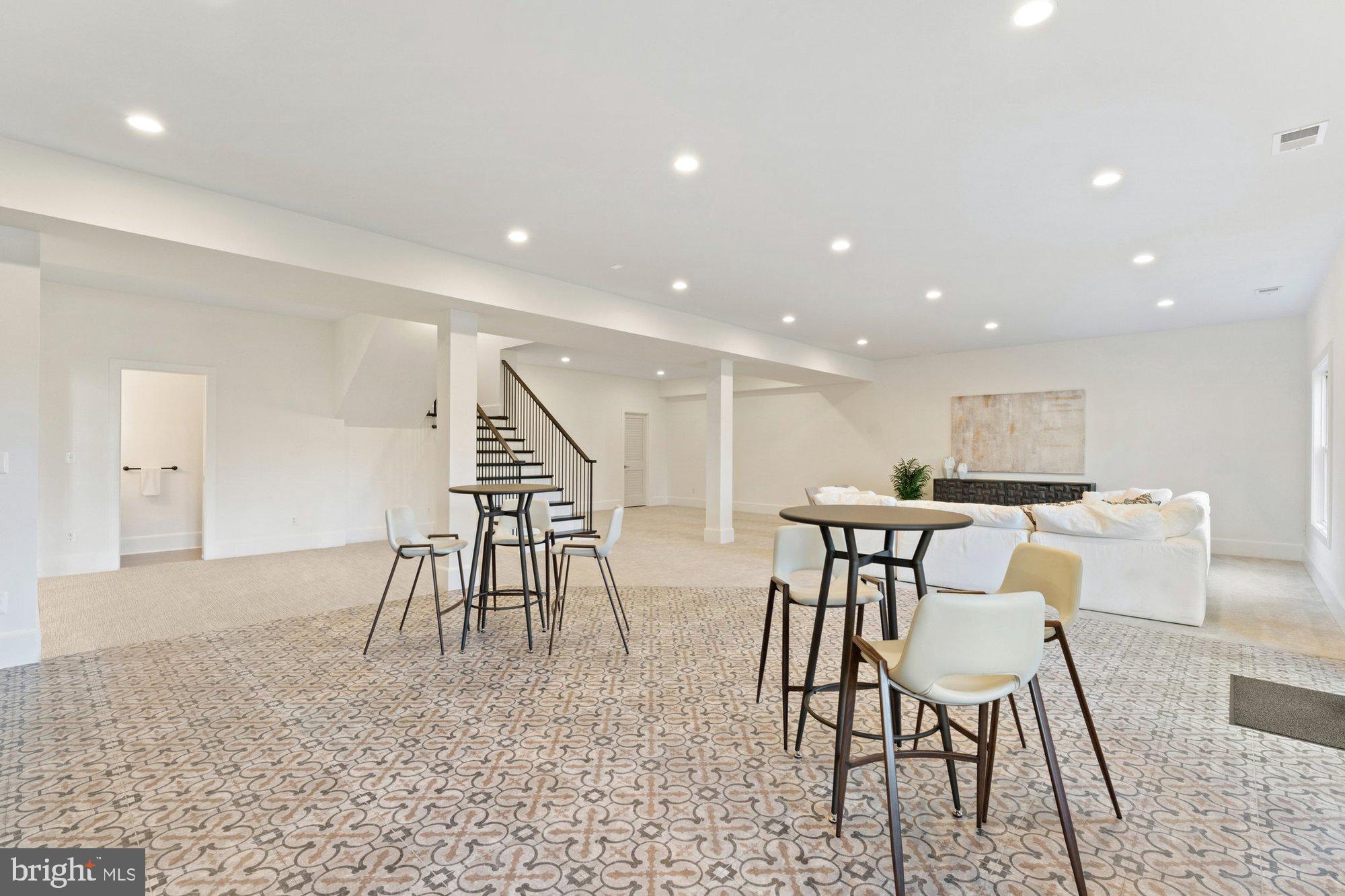 AYR HILL HEIGHTS - Residential