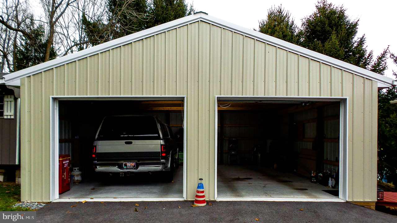 HANOVER JUNCTION - Residential