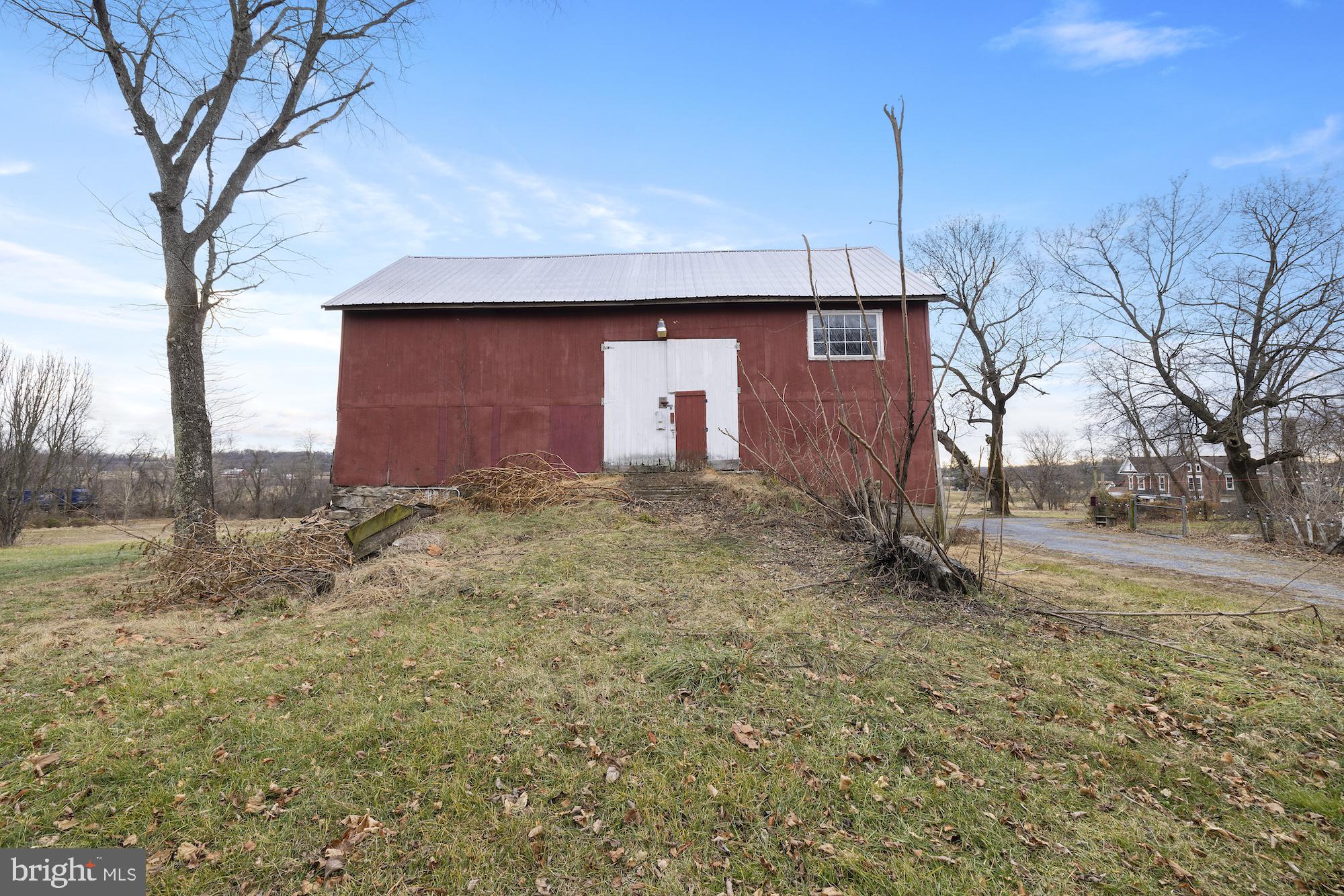 NONE, RURAL - Residential