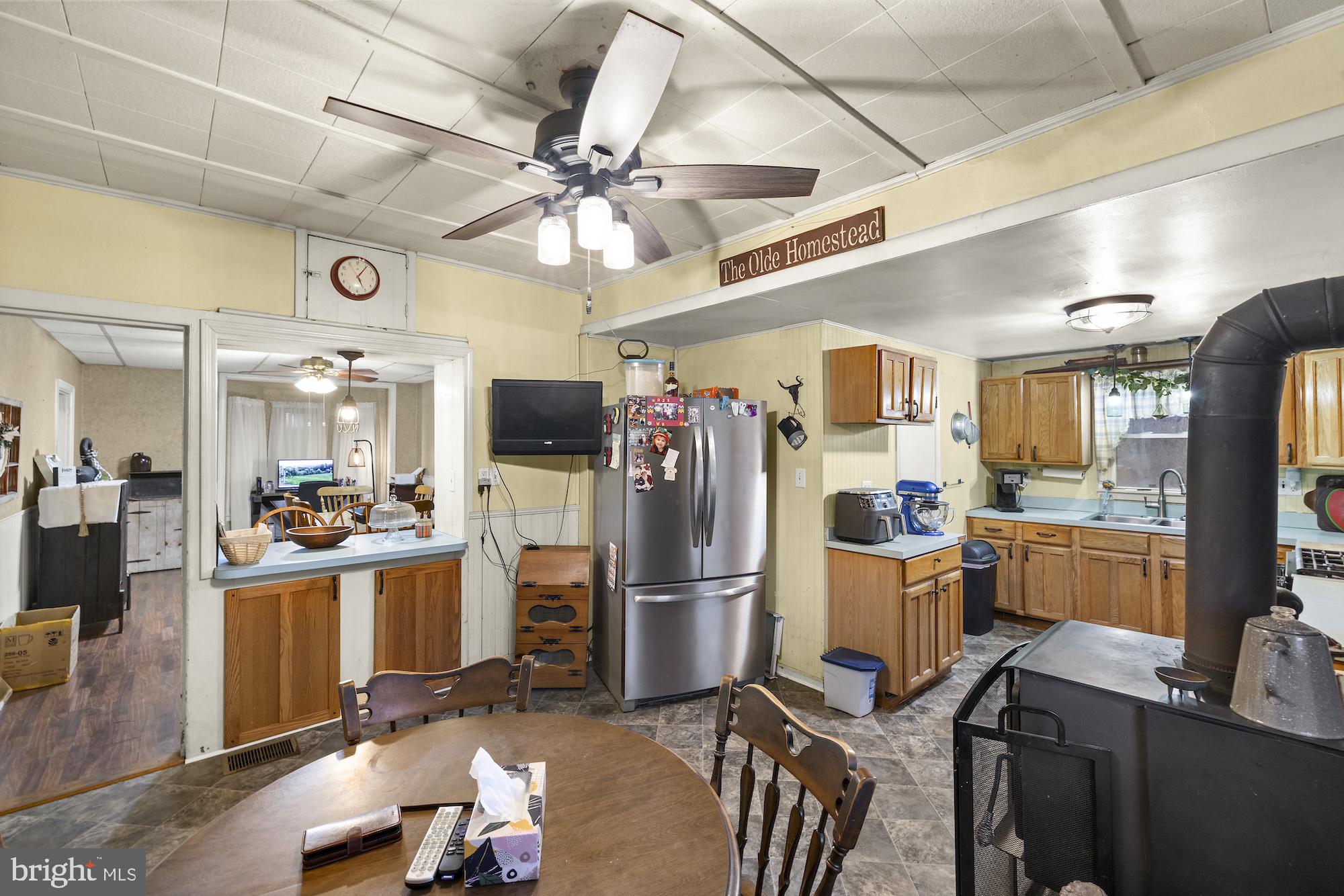 NONE, RURAL - Residential