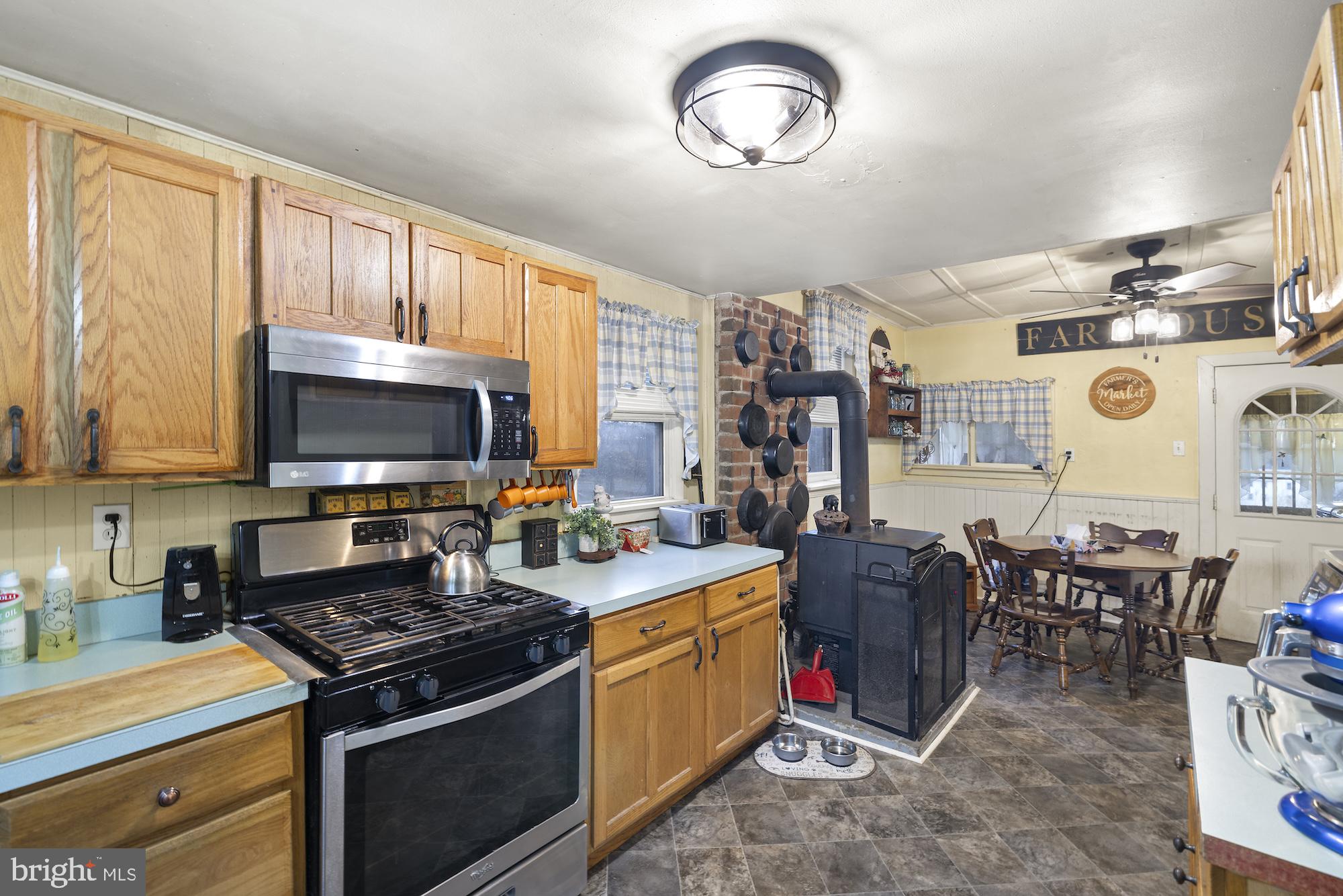 NONE, RURAL - Residential