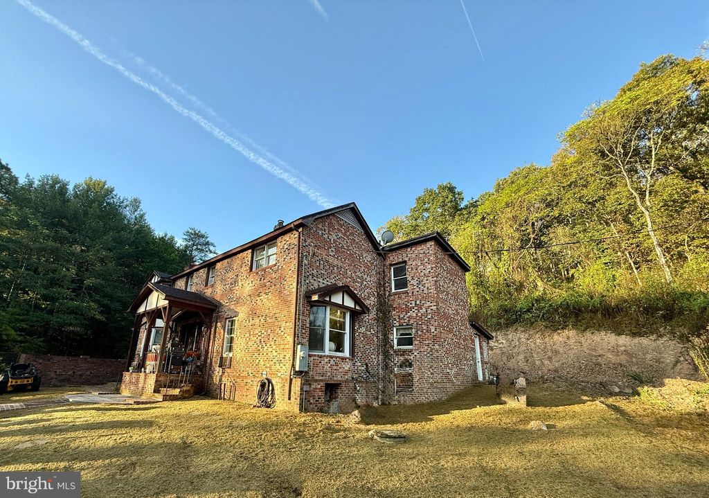 Photo of 3339 N Frederick Pike, WINCHESTER, VA 22603 (MLS # VAFV2037246)