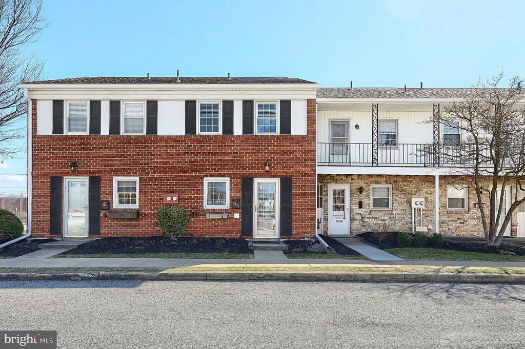 Photo of 1602 Devers Road, YORK, PA 17404 (MLS # PAYK2098818)