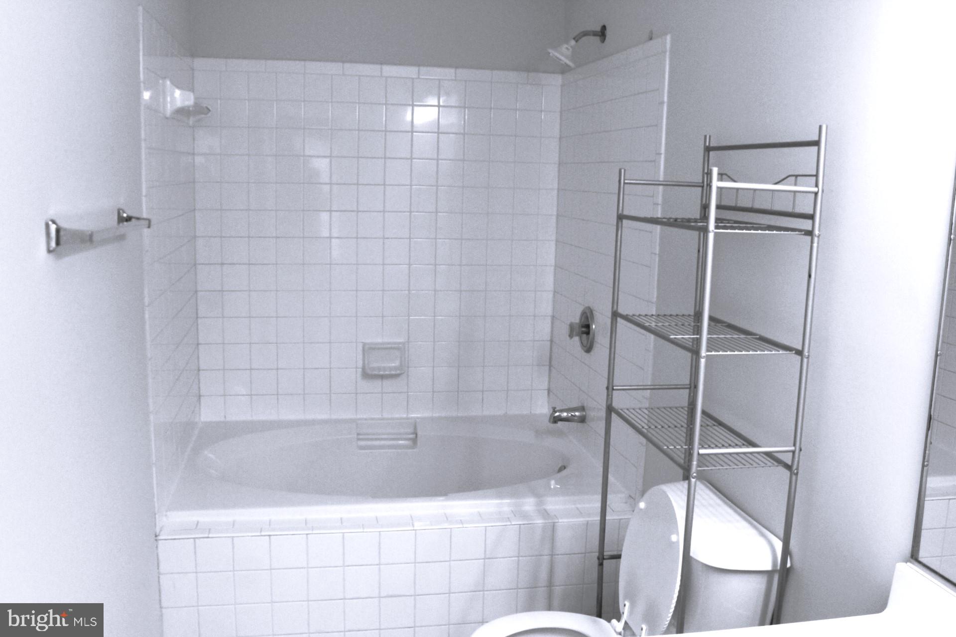 FOREST HILL - Residential Lease