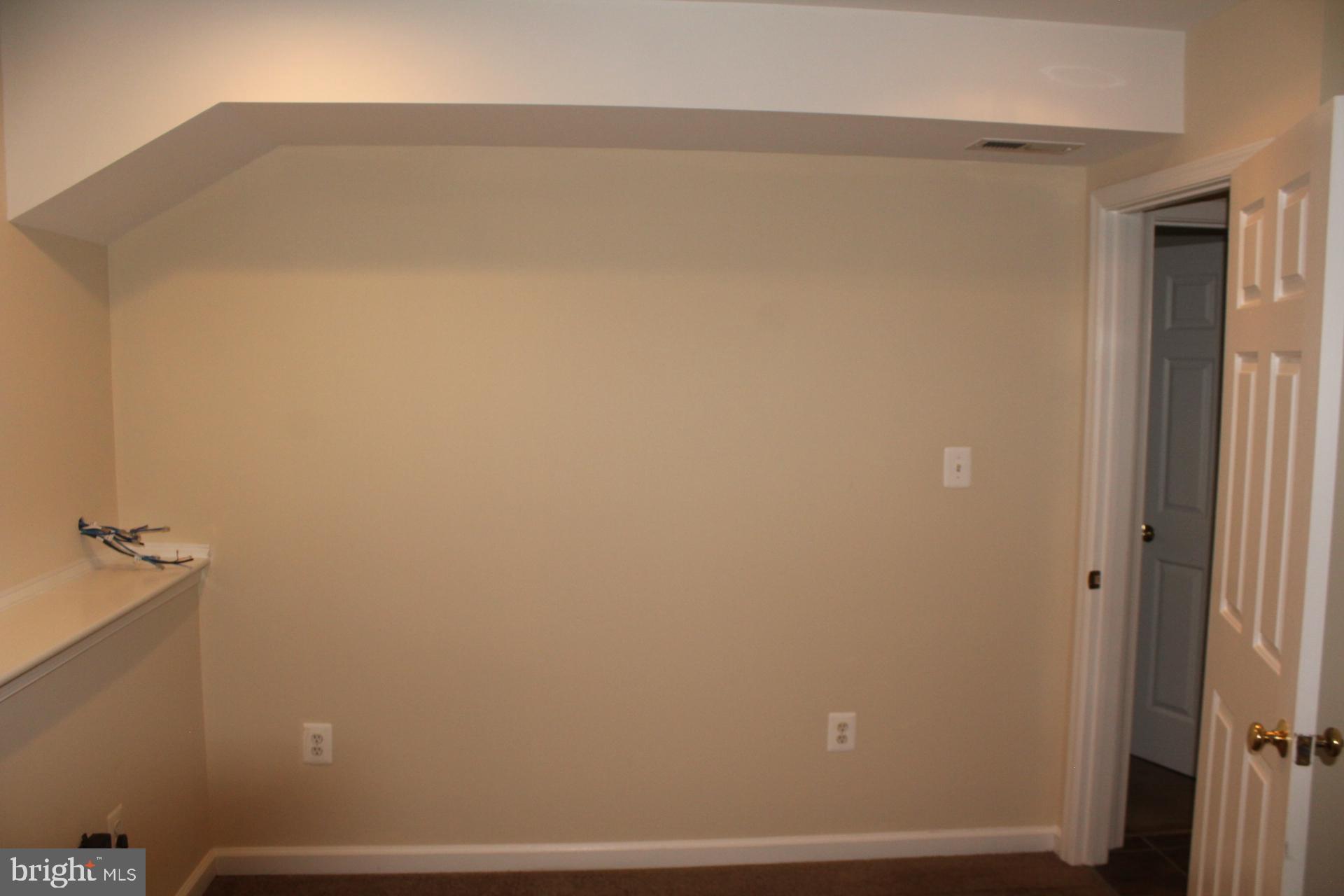 FOREST HILL - Residential Lease