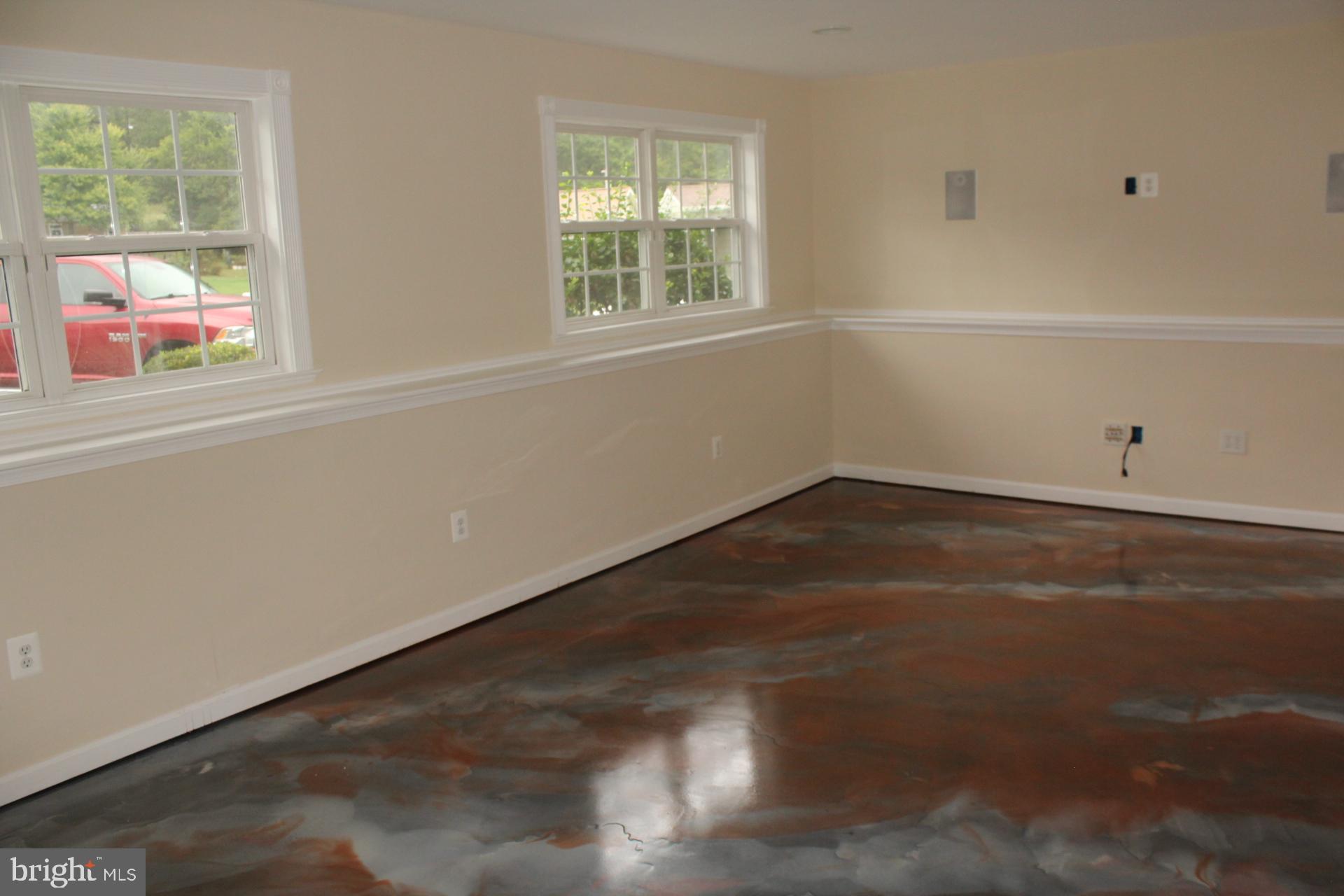 FOREST HILL - Residential Lease