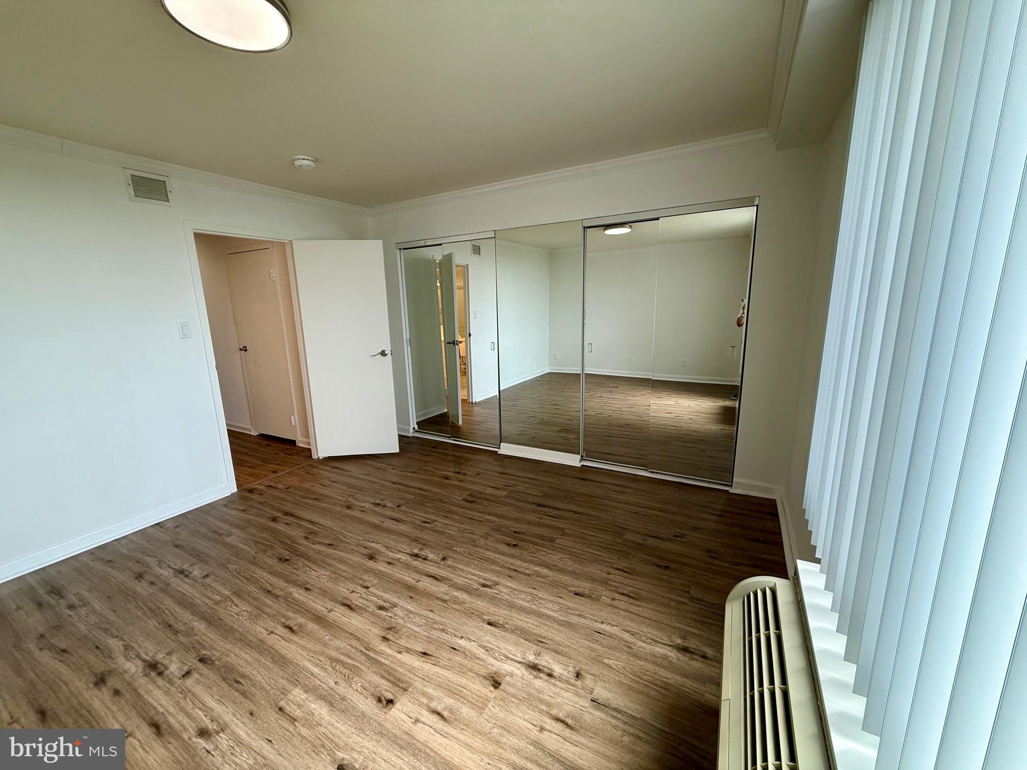 WASHINGTONIAN TOWER - Residential Lease