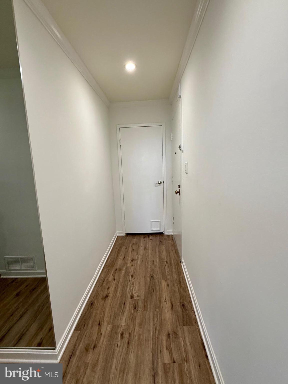 WASHINGTONIAN TOWER - Residential Lease