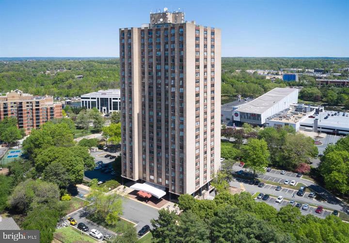 WASHINGTONIAN TOWER - Residential Lease