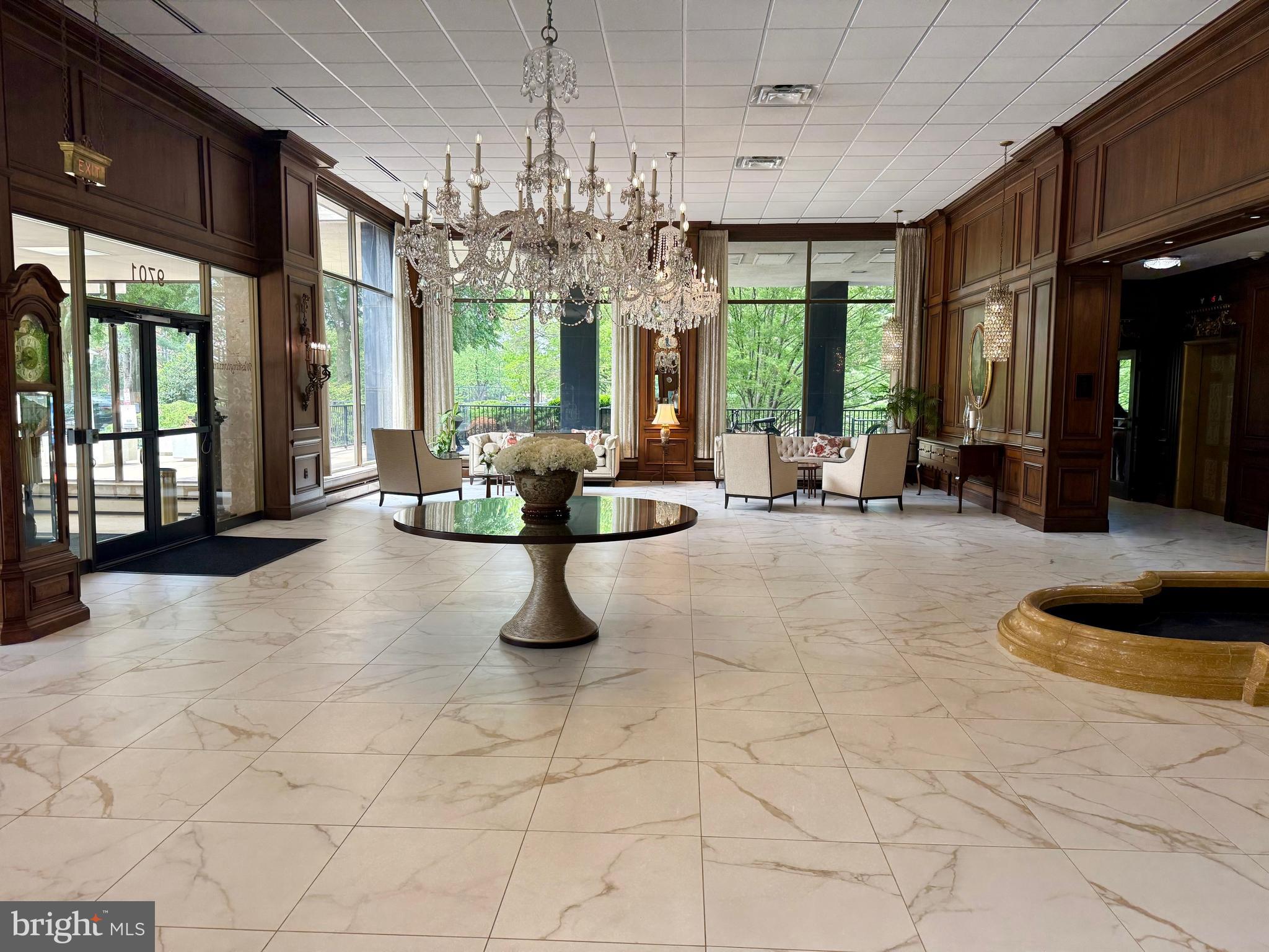 WASHINGTONIAN TOWER - Residential Lease