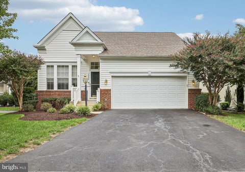 Photo of 12868 Arnot Lane, BRISTOW, VA 20136 (MLS # VAPW2130878)