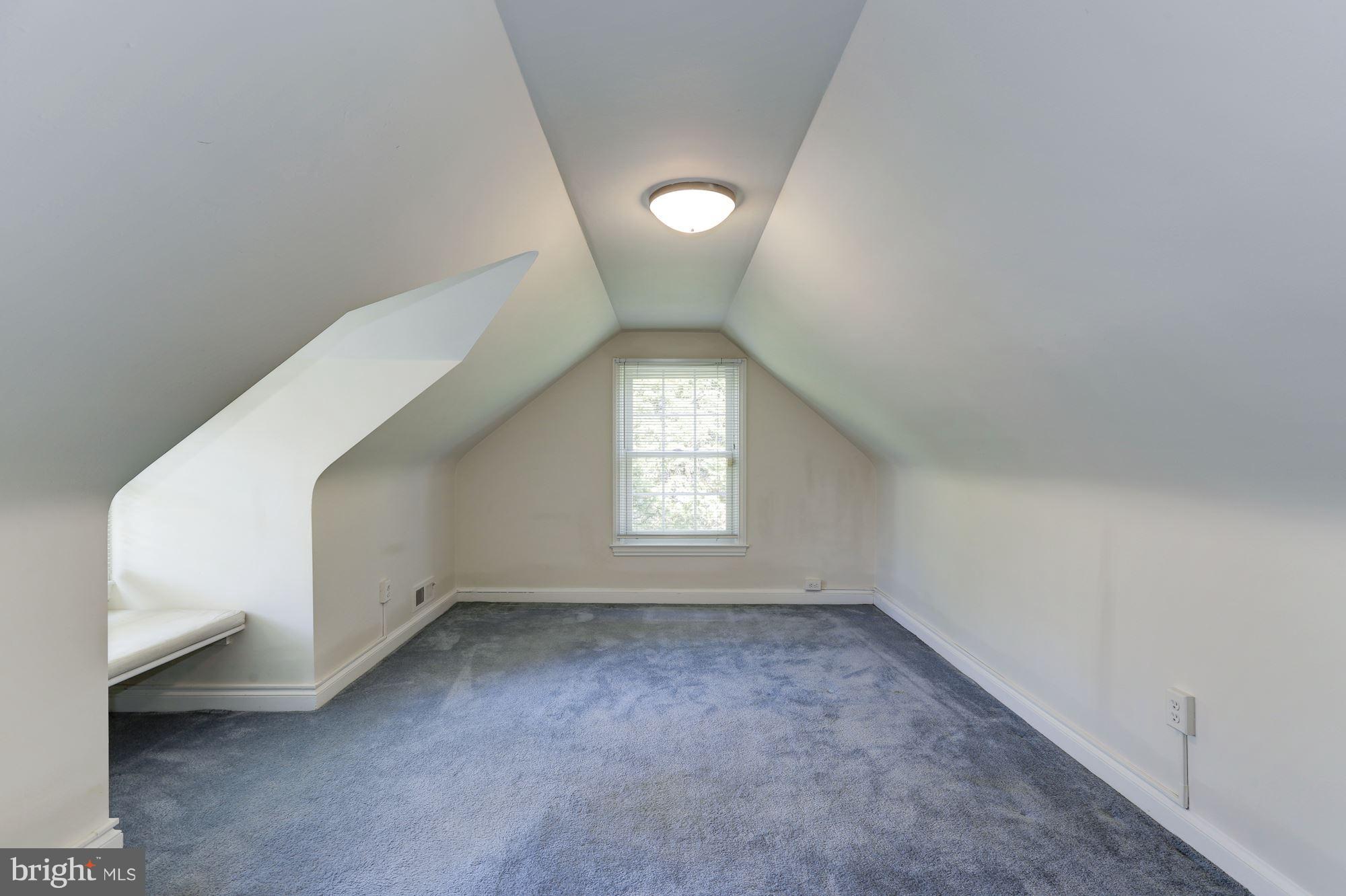 CHEVY CHASE - Residential