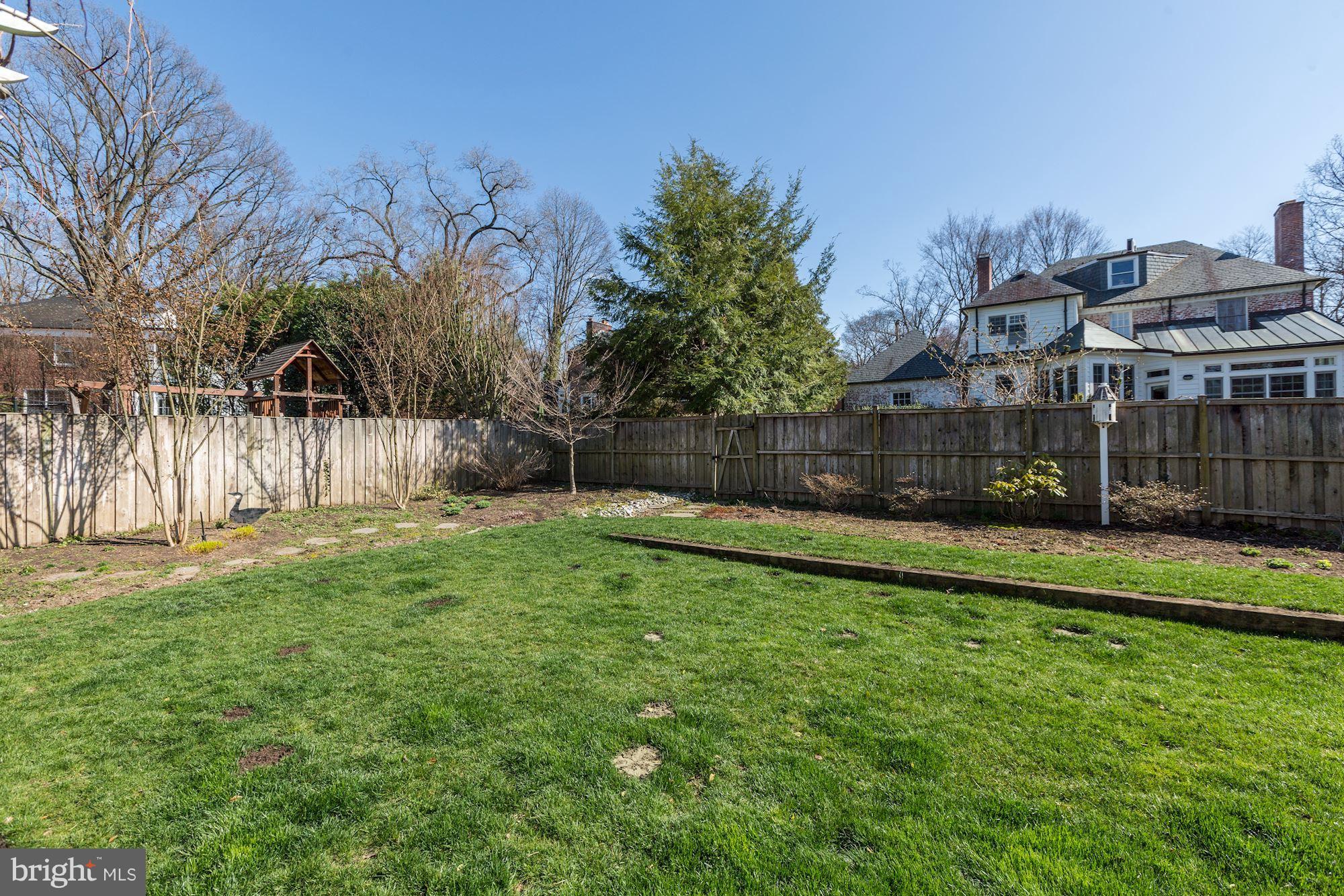 CHEVY CHASE - Residential