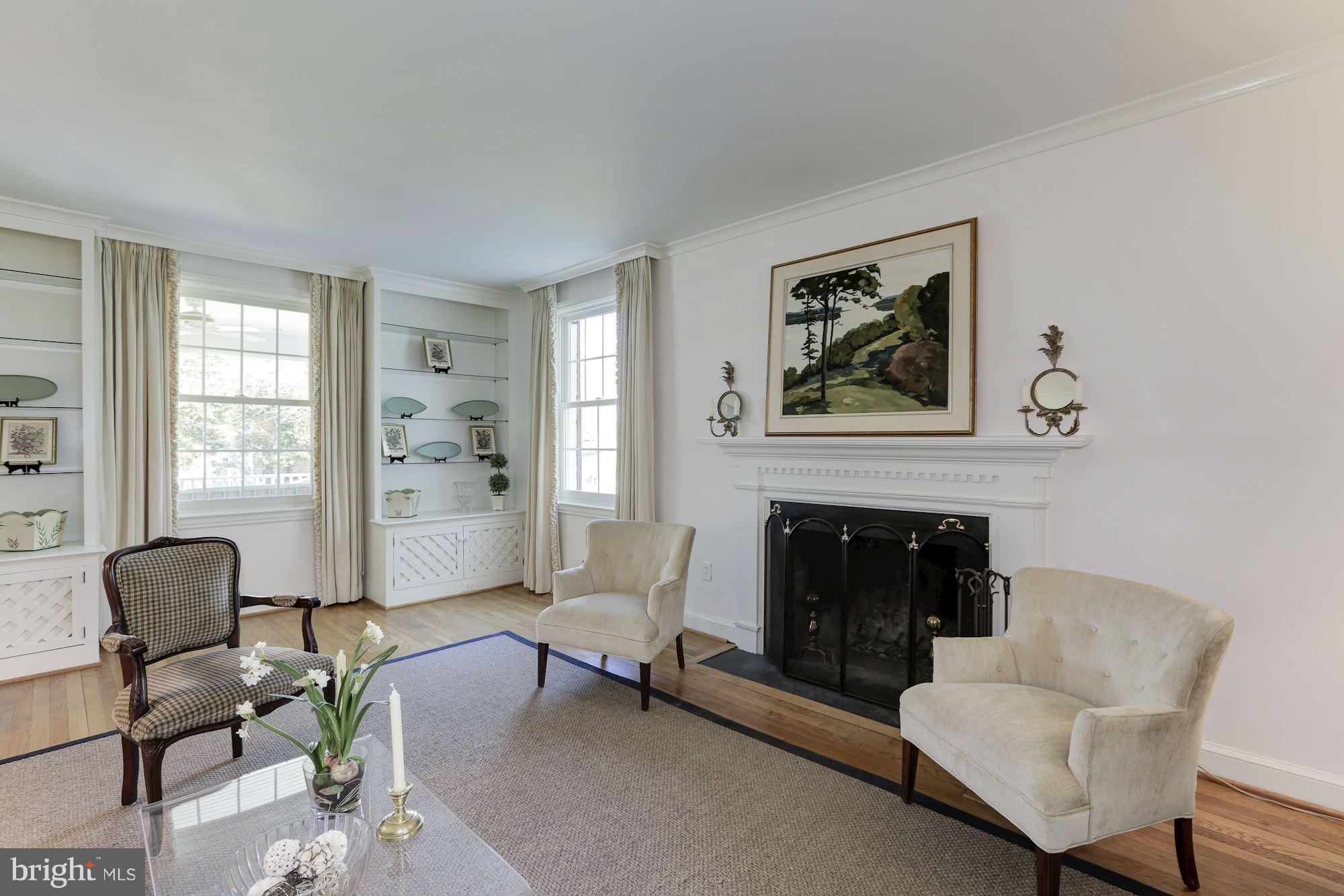 CHEVY CHASE - Residential